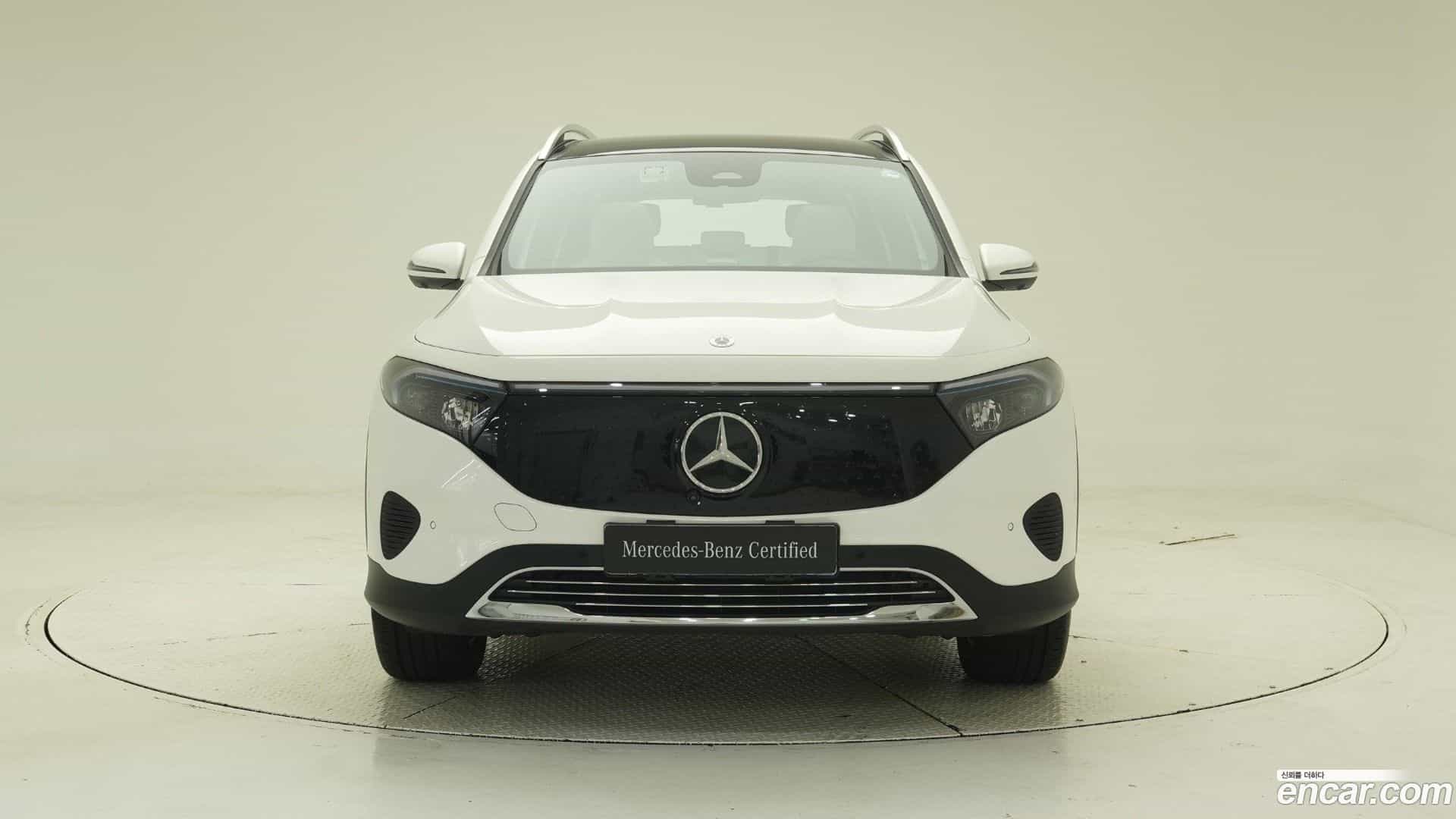 EQB Mercedes-Benz 2025.8-OUTER-003