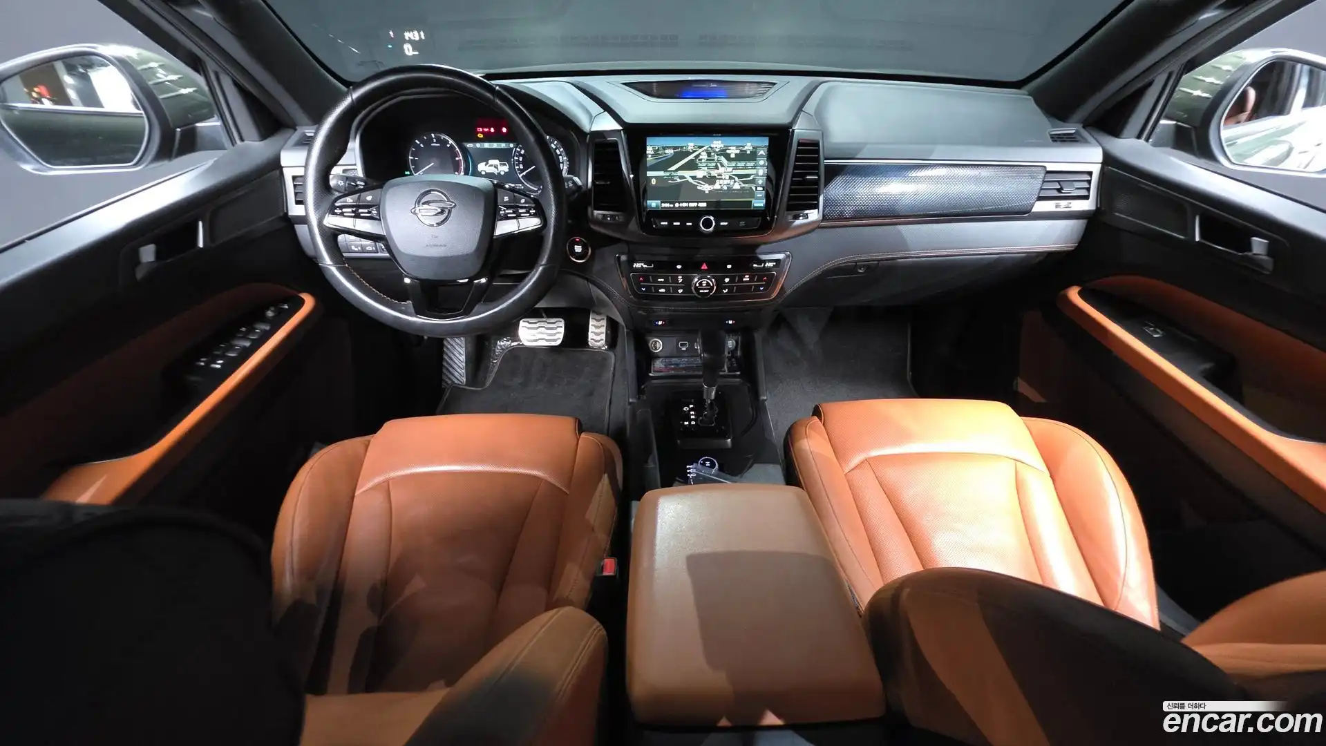 Rexton KG Mobility 2021.11-INNER-007