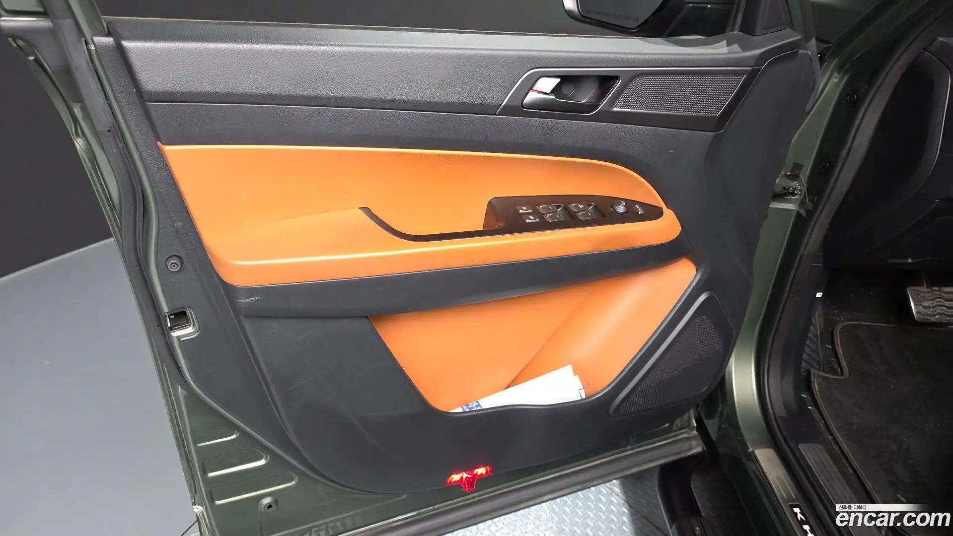 Rexton KG Mobility 2021.11-INNER-034