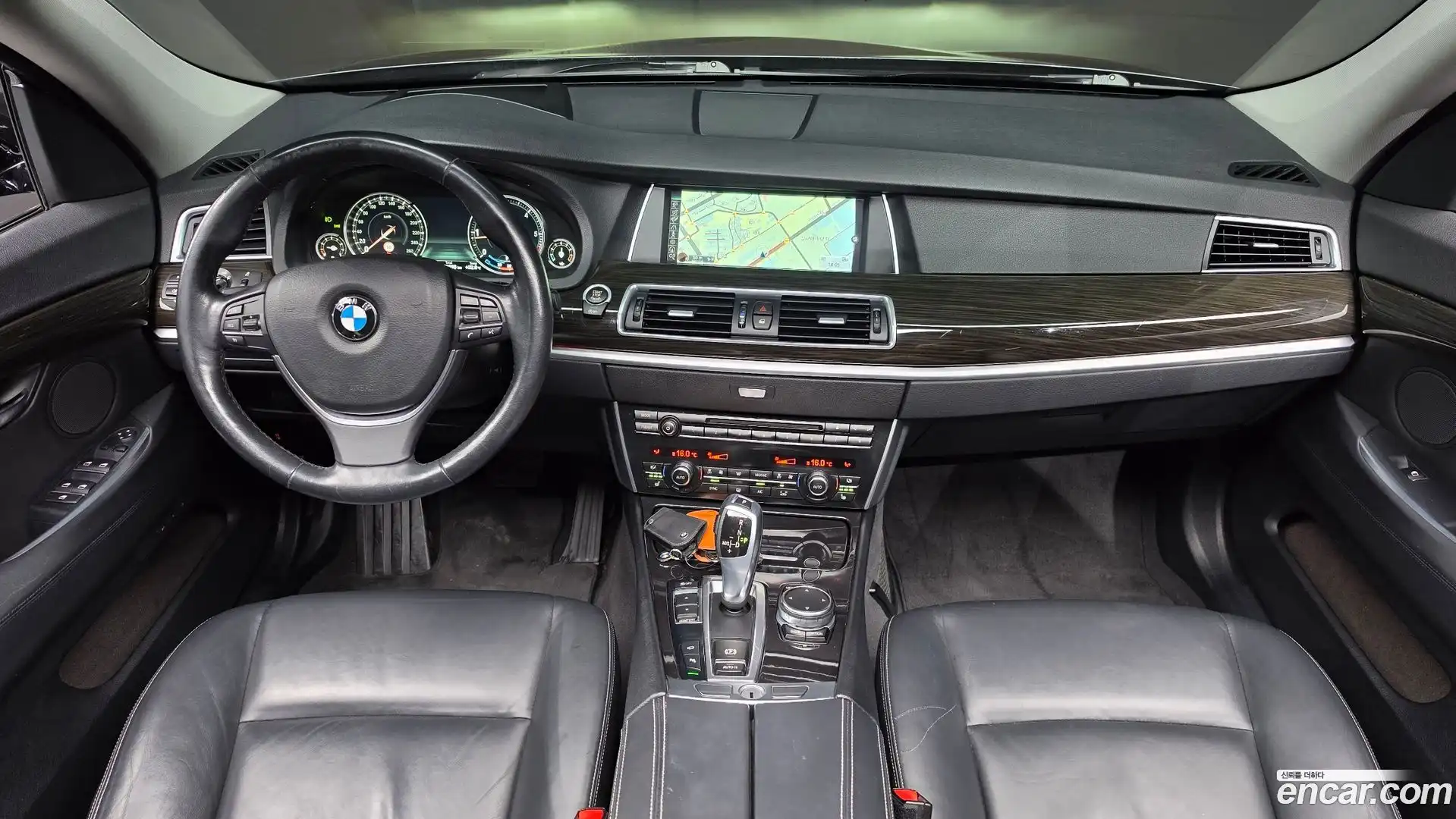 Gran Turismo BMW 2016.2-INNER-007