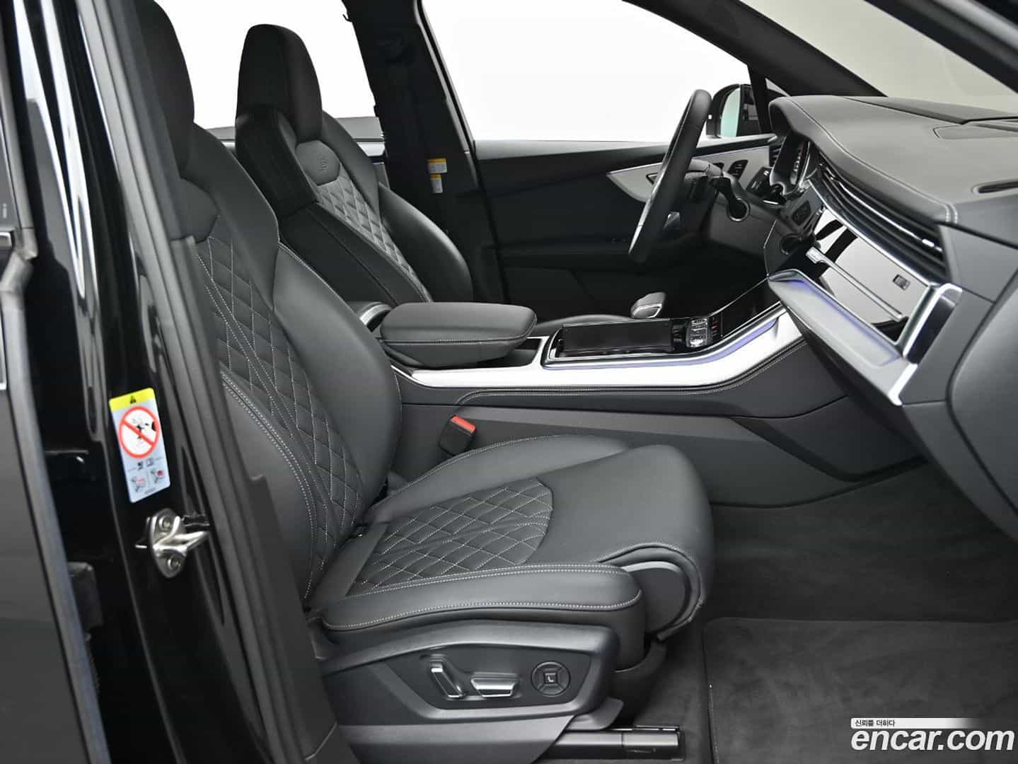 Q7 Audi 2025.9-INNER-010