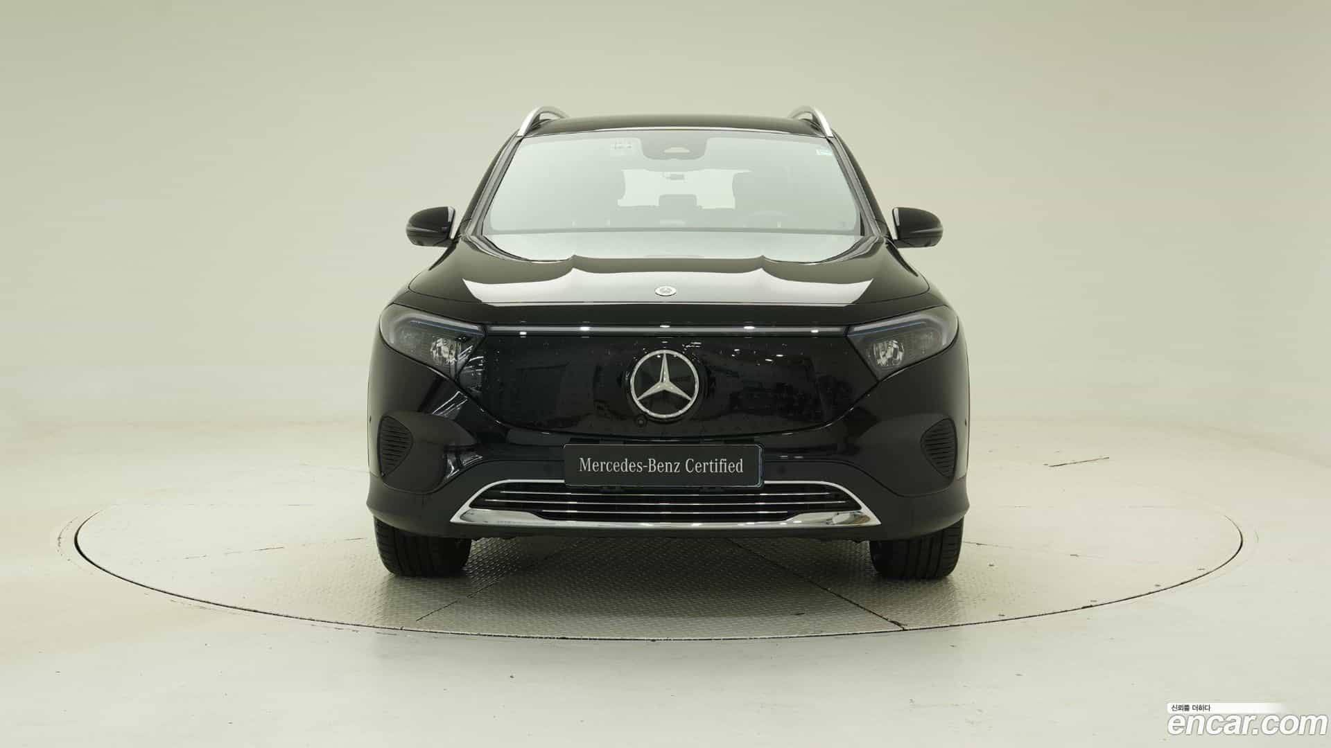 EQB Mercedes-Benz 2025.8-OUTER-003
