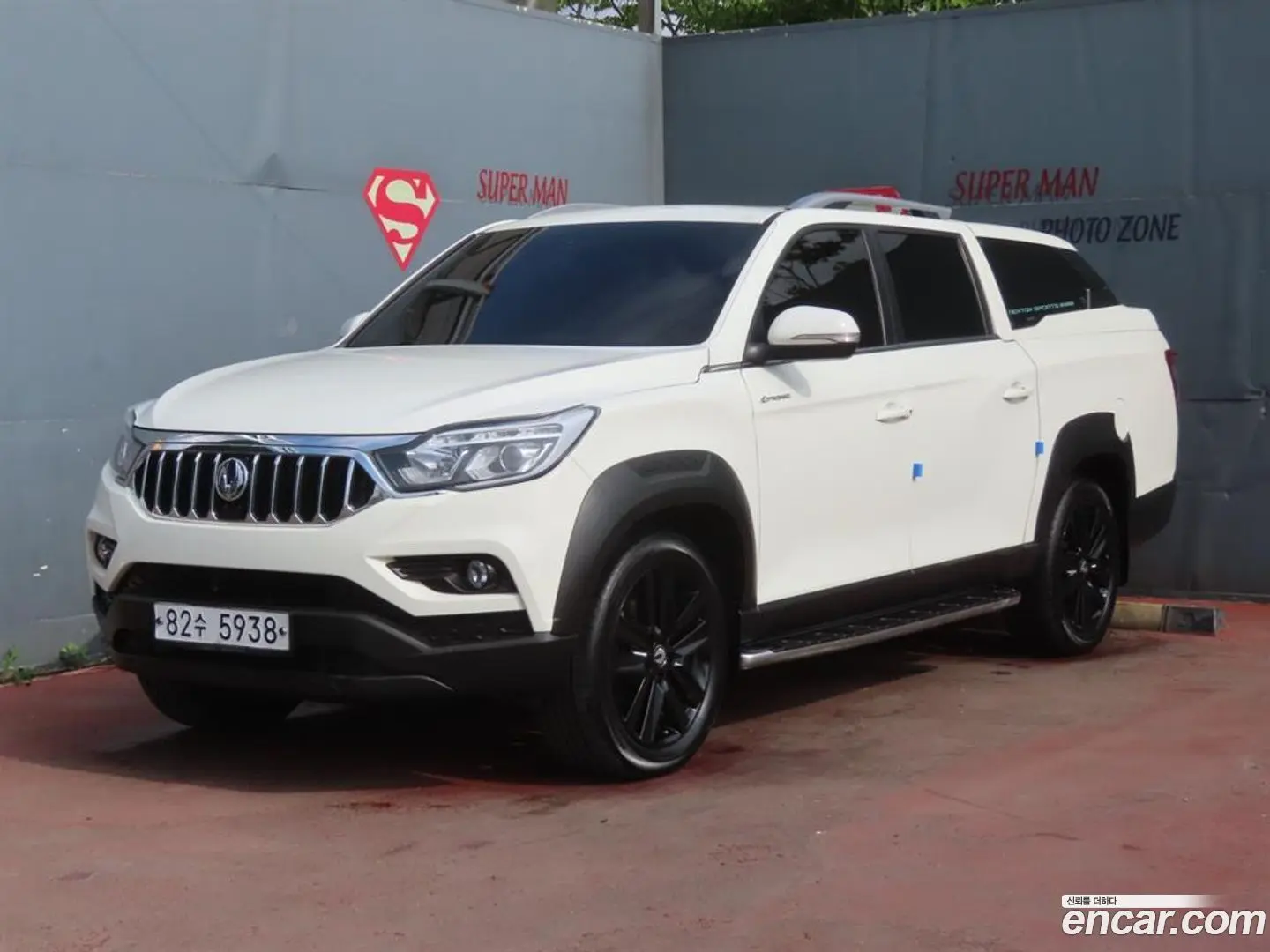 Main__Slider__Photo:Rexton KG Mobility 2019.0-0