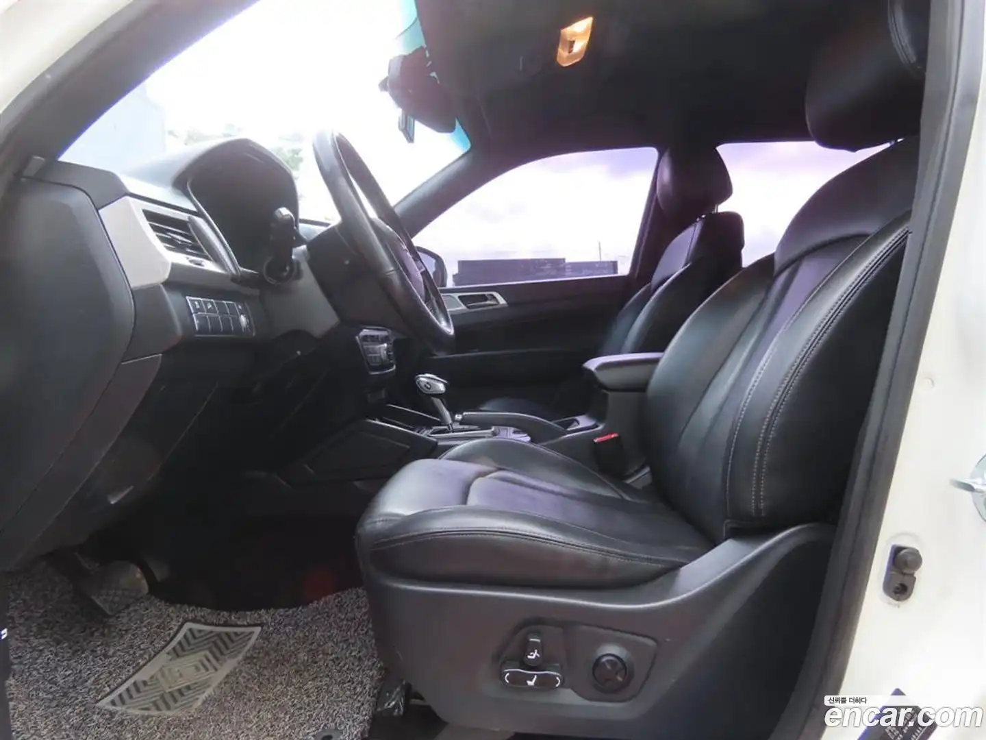 Rexton KG Mobility 2019.0-OPTION-019
