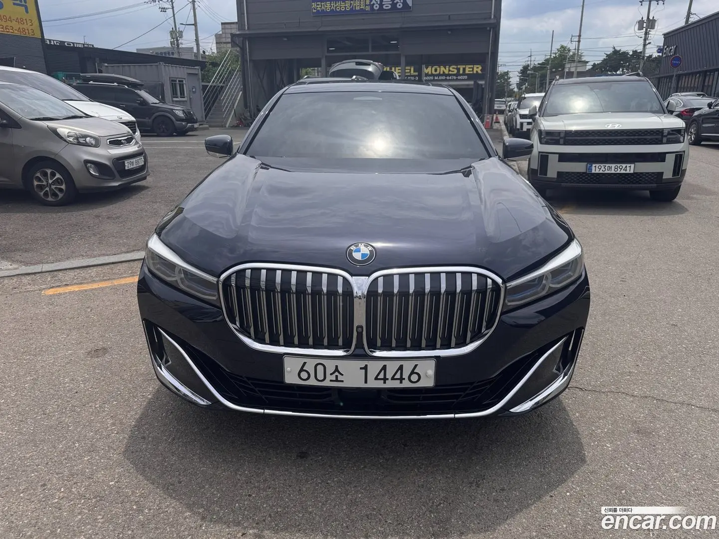 Main__Slider__Photo:7-Series BMW 2019.6-0