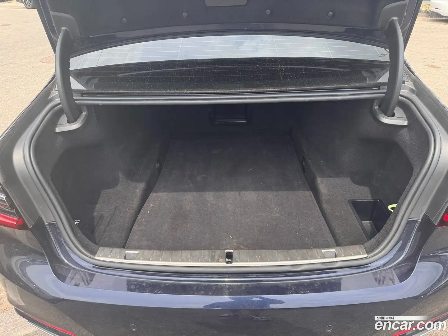 7-Series BMW 2019.6-OUTER-003