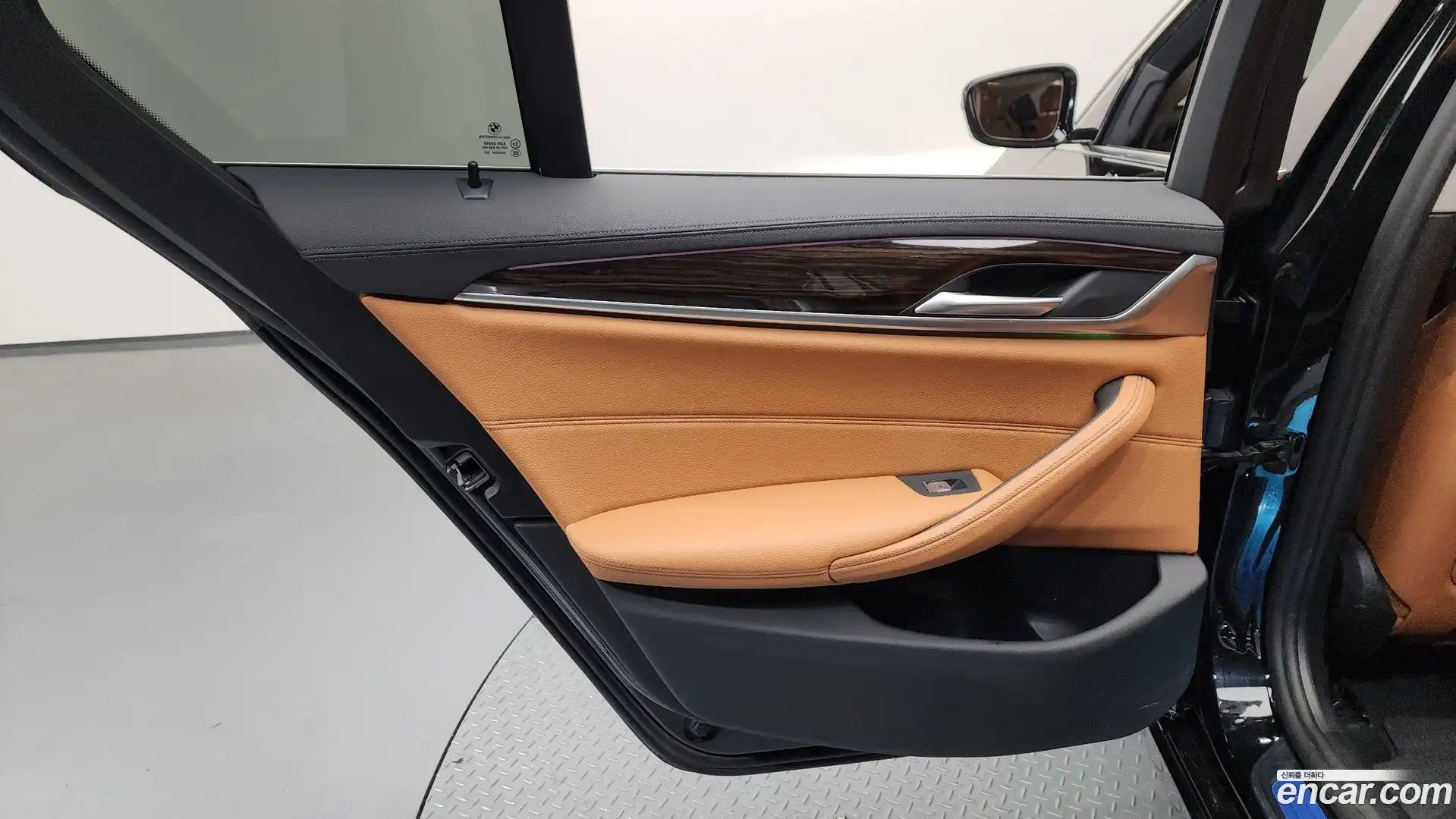 5-Series BMW 2021.5-INNER-035
