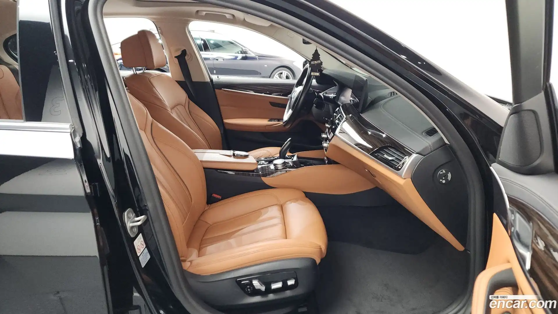 5-Series BMW 2021.5-INNER-036