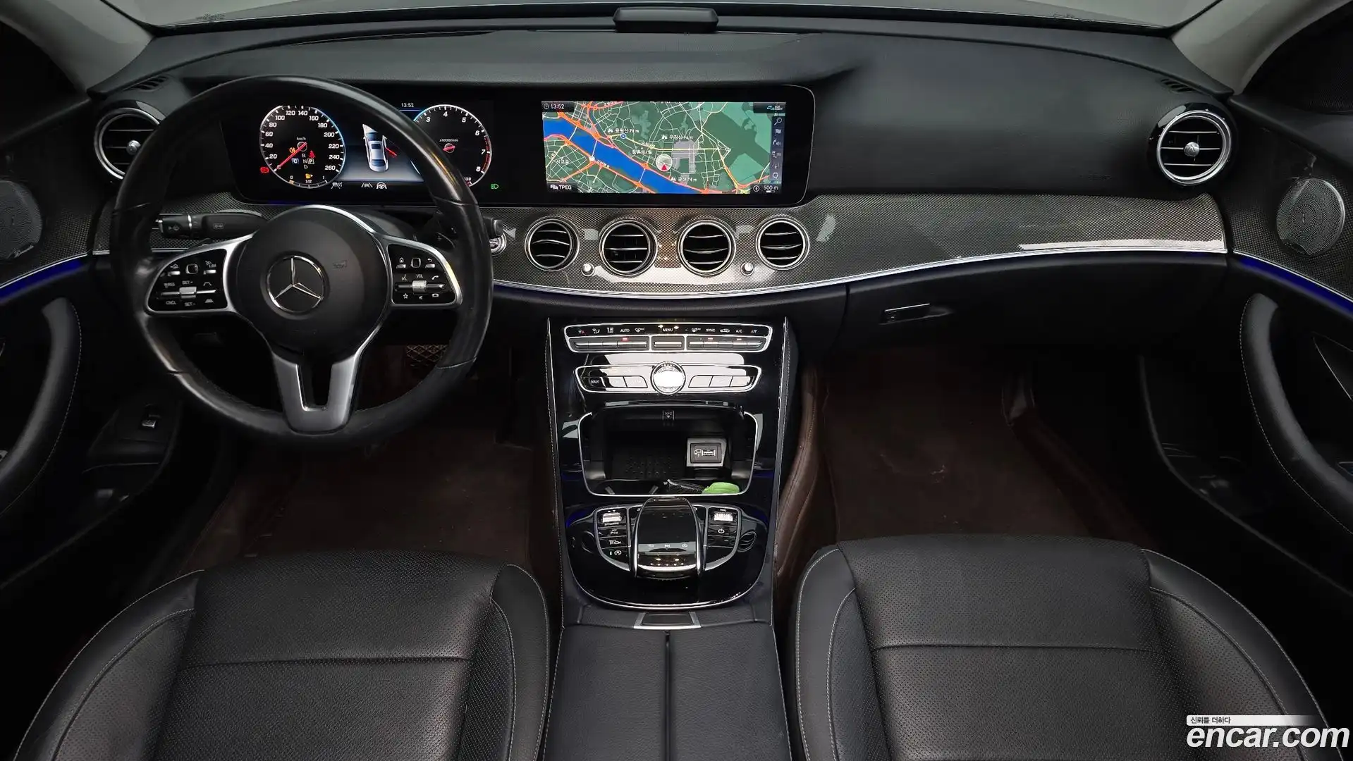 E-Class Mercedes-Benz 2020.1-INNER-007