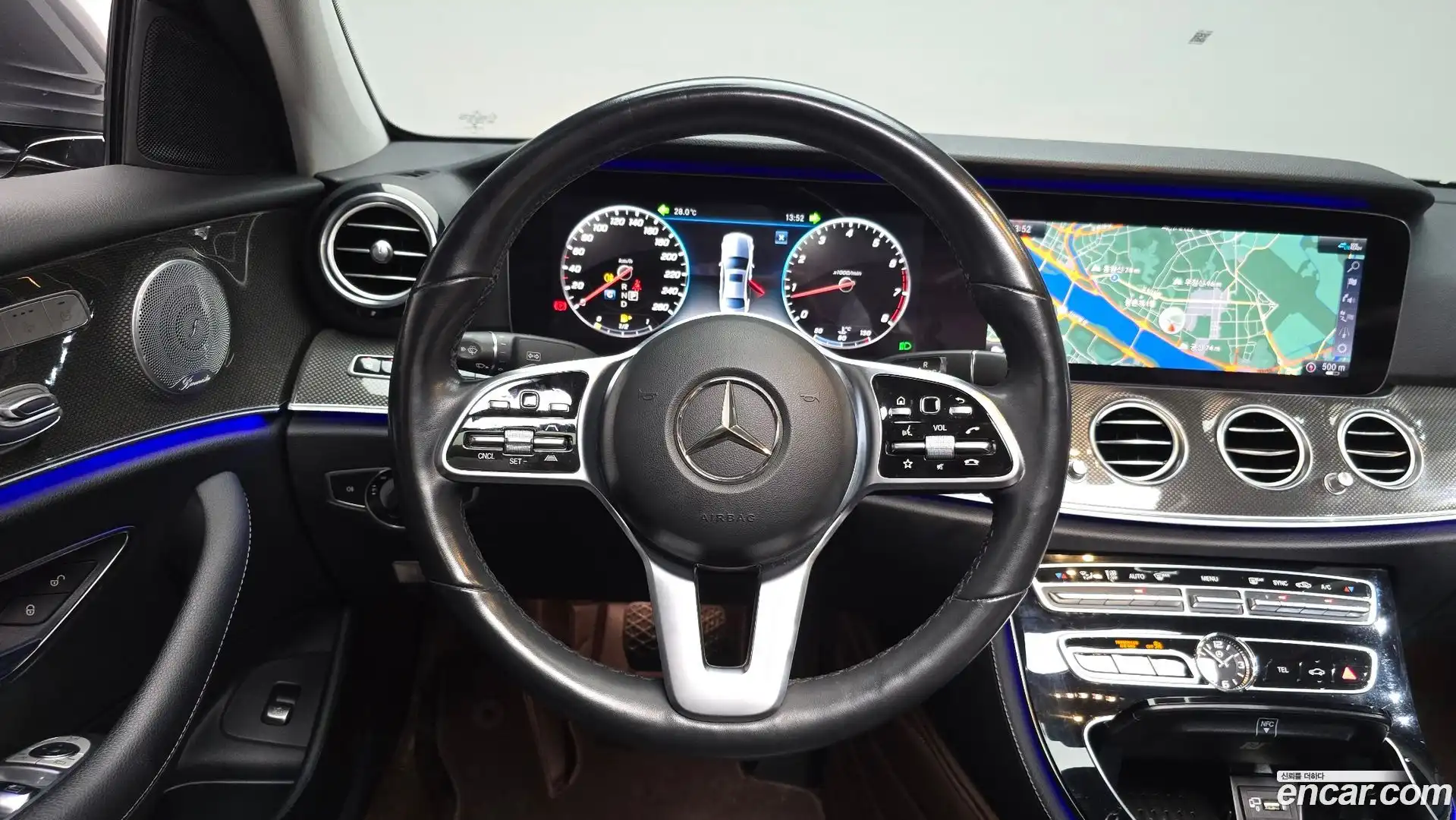 E-Class Mercedes-Benz 2020.1-OPTION-017