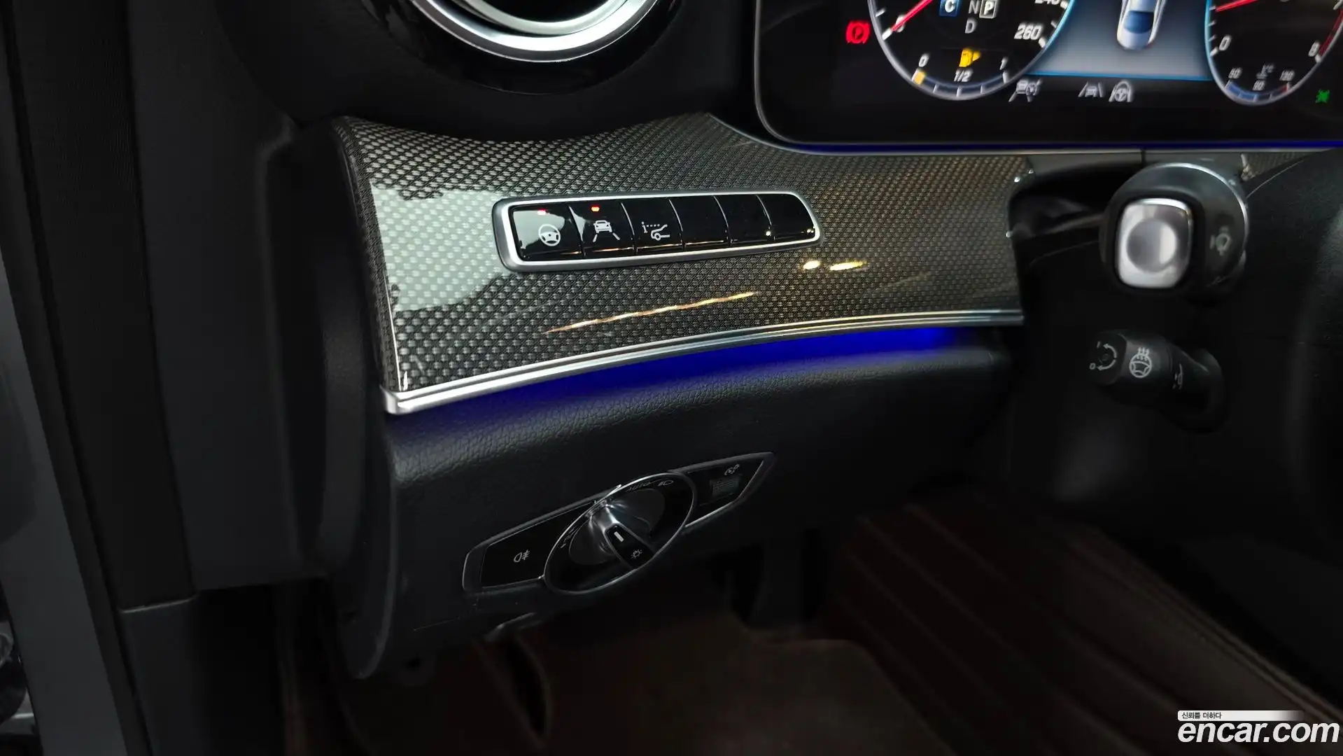 E-Class Mercedes-Benz 2020.1-OPTION-023