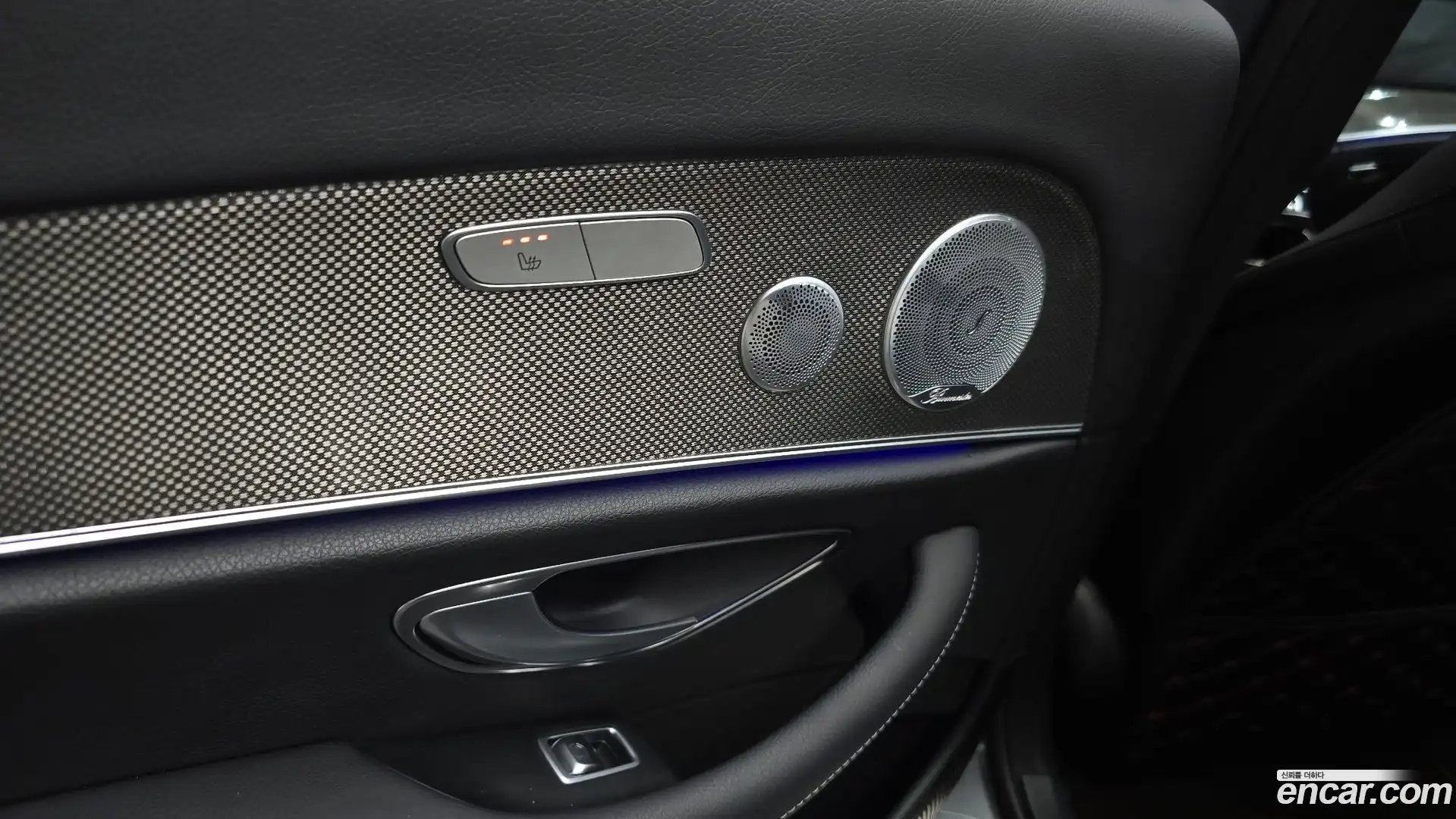 E-Class Mercedes-Benz 2020.1-OPTION-040