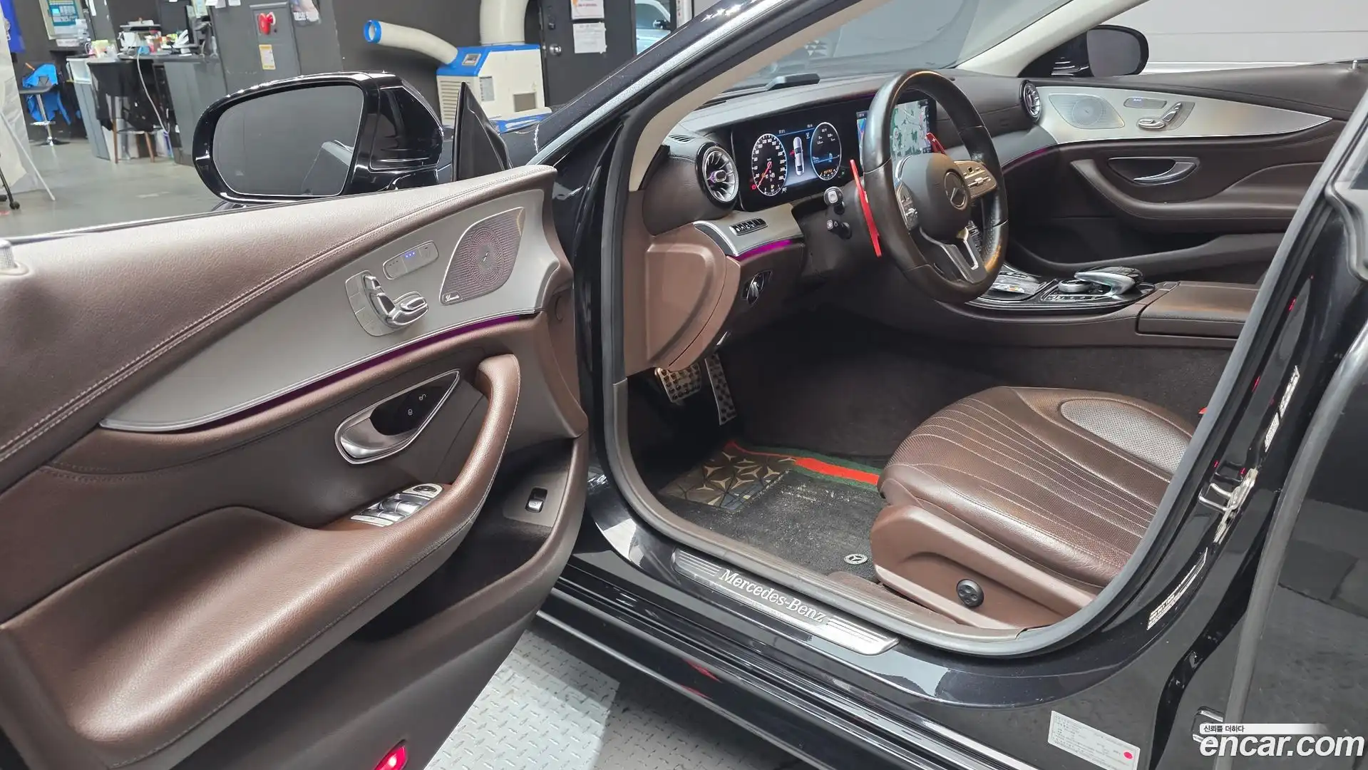 CLS-Class Mercedes-Benz 2019.0-INNER-010