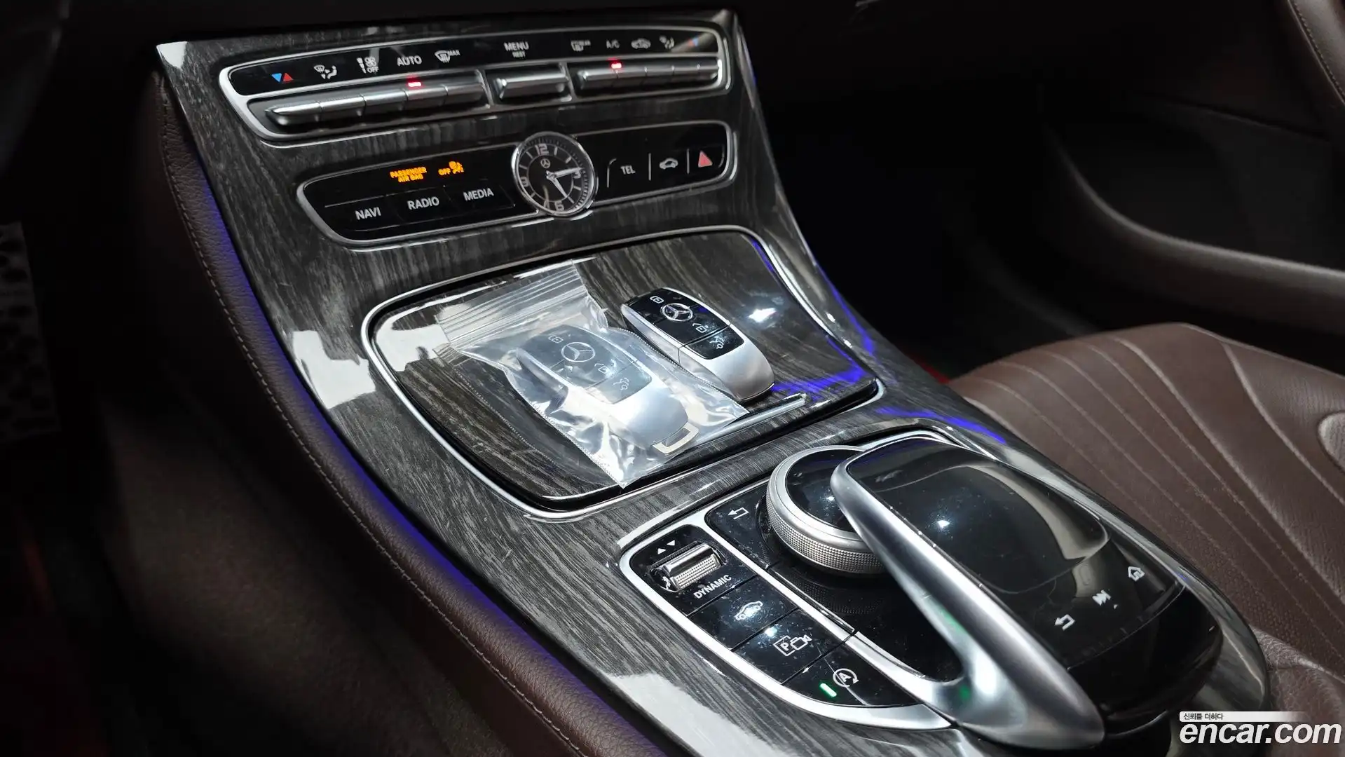 CLS-Class Mercedes-Benz 2019.0-OPTION-023