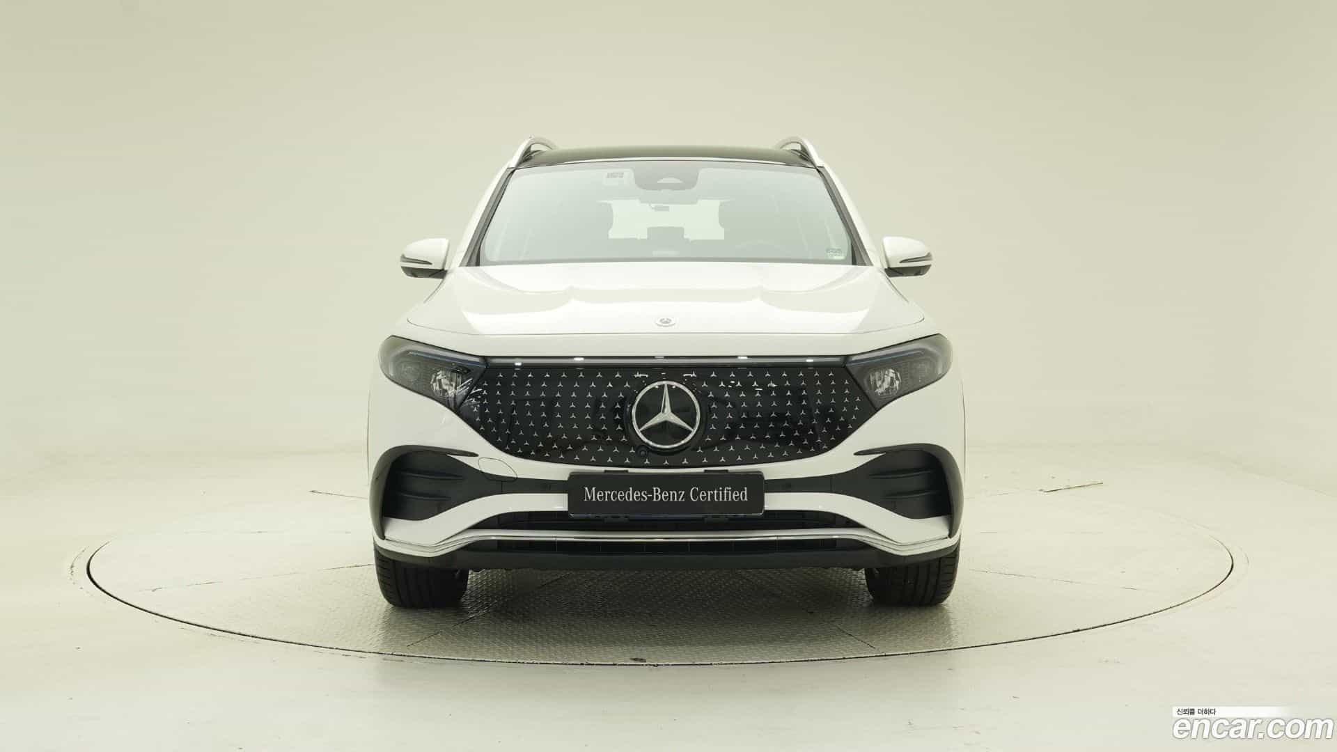 EQB Mercedes-Benz 2025.8-OUTER-003