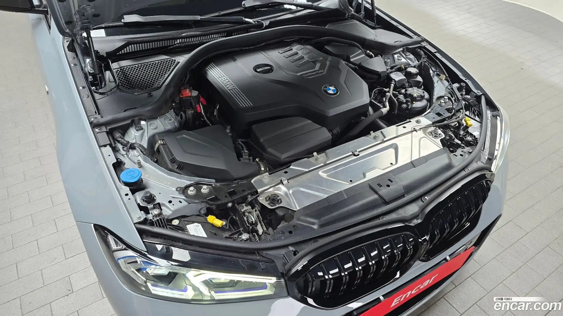 3-Series BMW 2024.5-OUTER-006