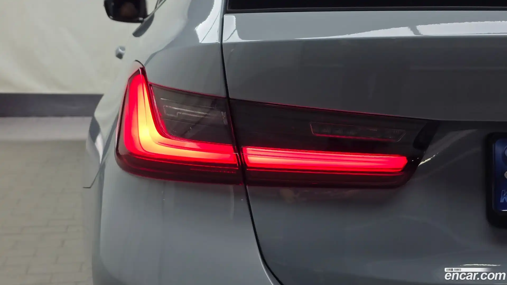 3-Series BMW 2024.5-OUTER-033