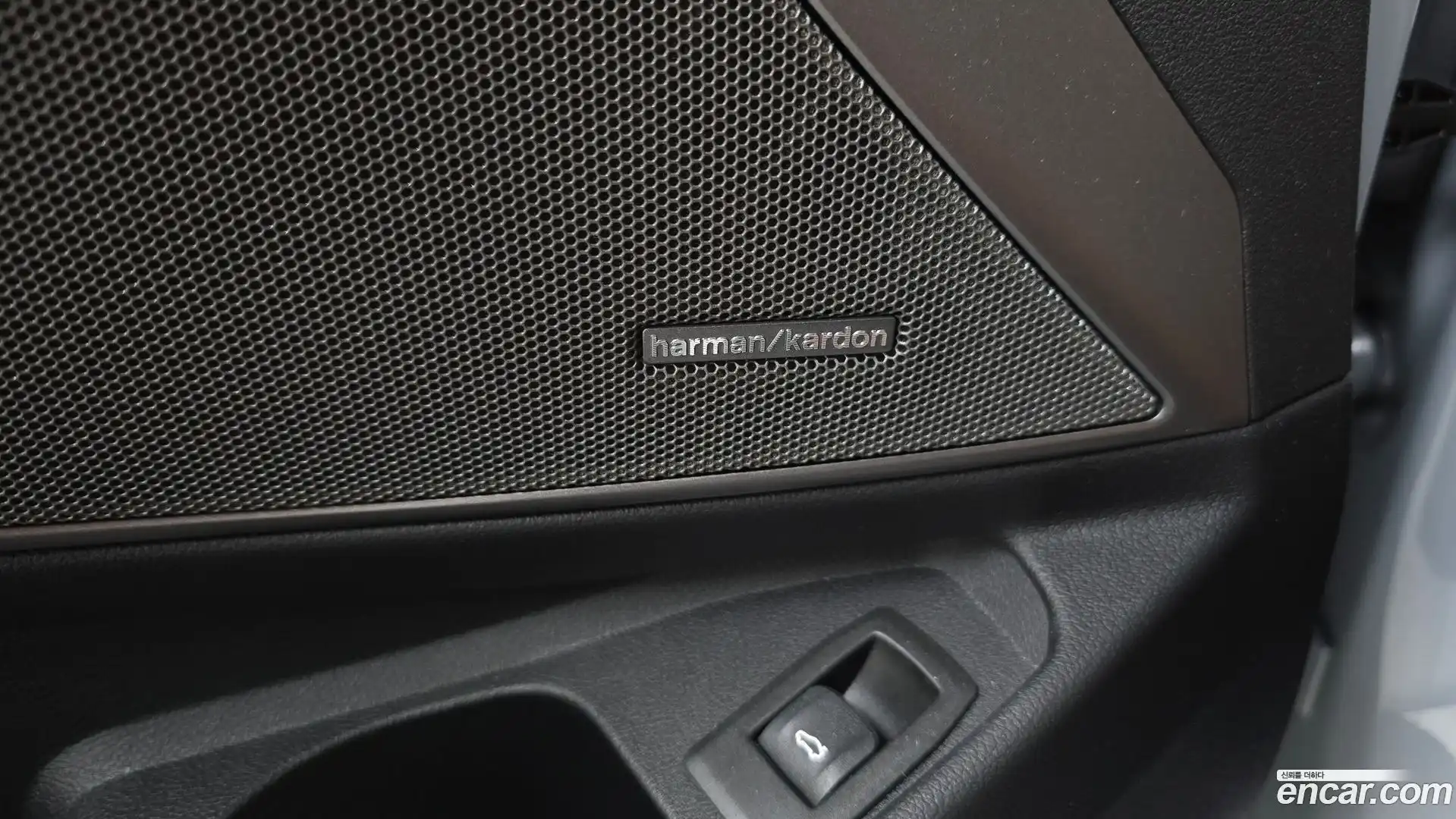 3-Series BMW 2024.5-OPTION-046