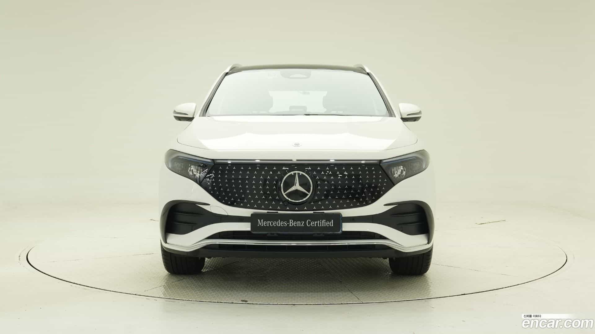 EQA Mercedes-Benz 2025.9-OUTER-003