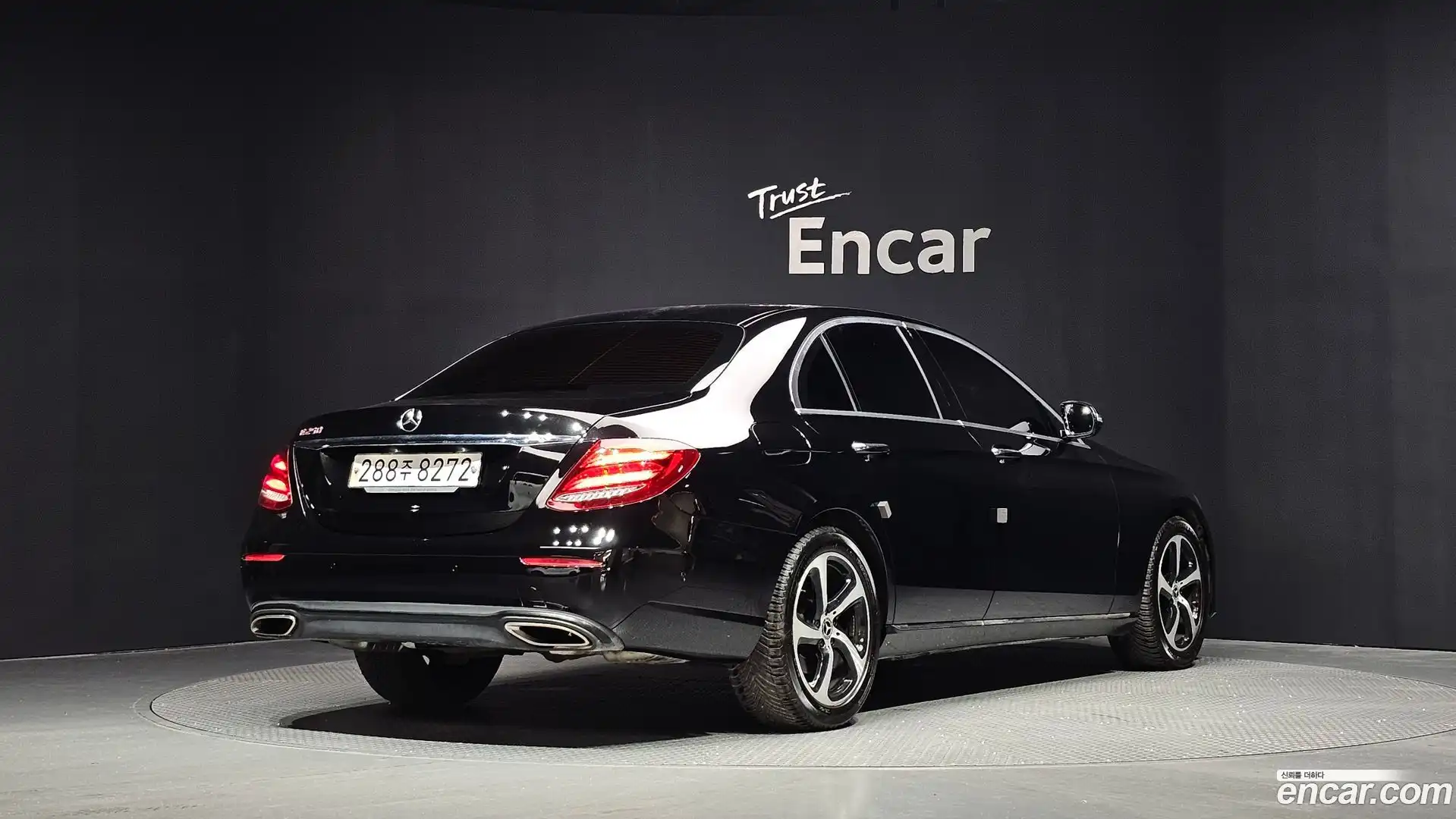 E-Class Mercedes-Benz 2019.10-OUTER-002