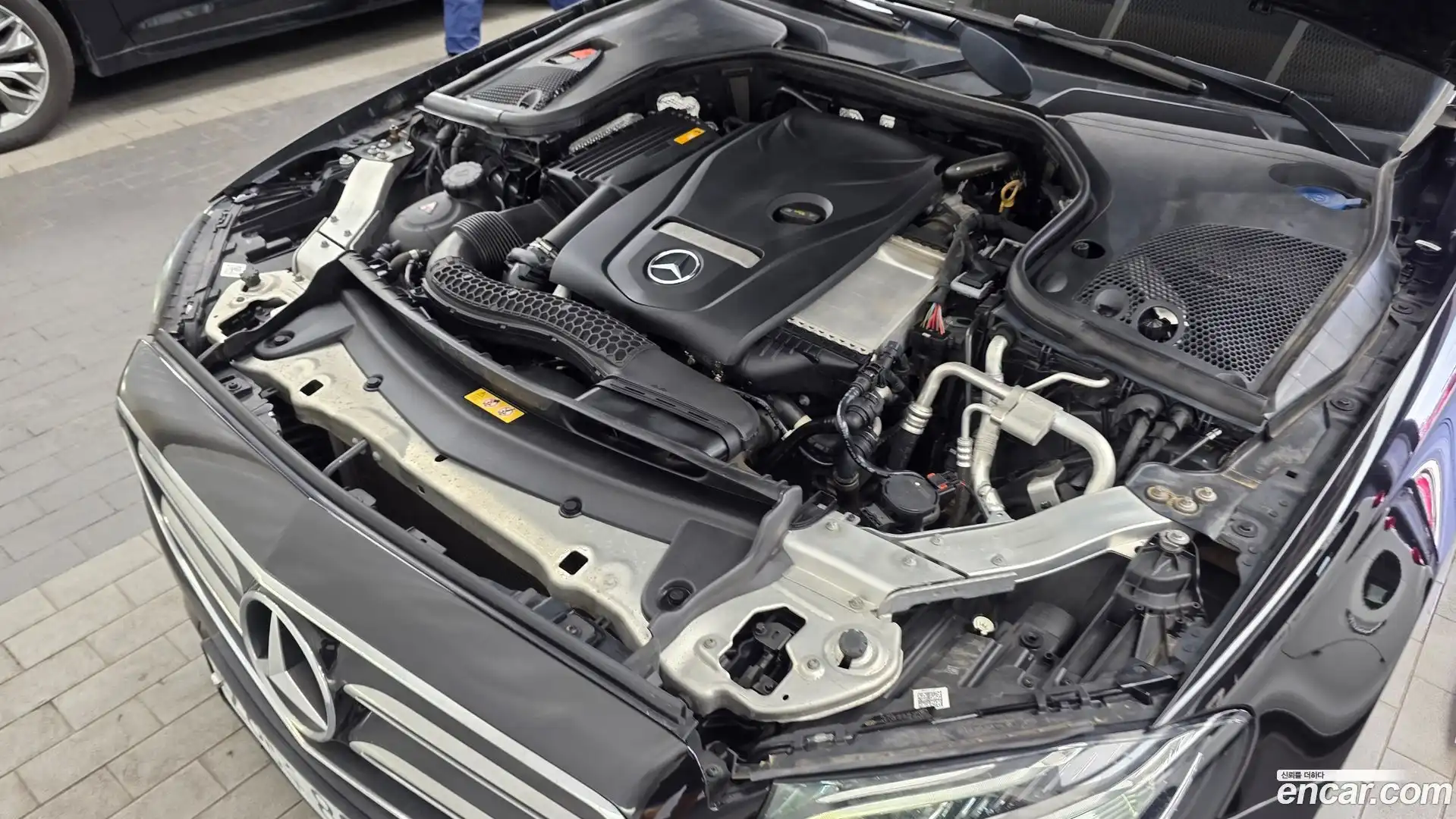 E-Class Mercedes-Benz 2019.10-OUTER-006
