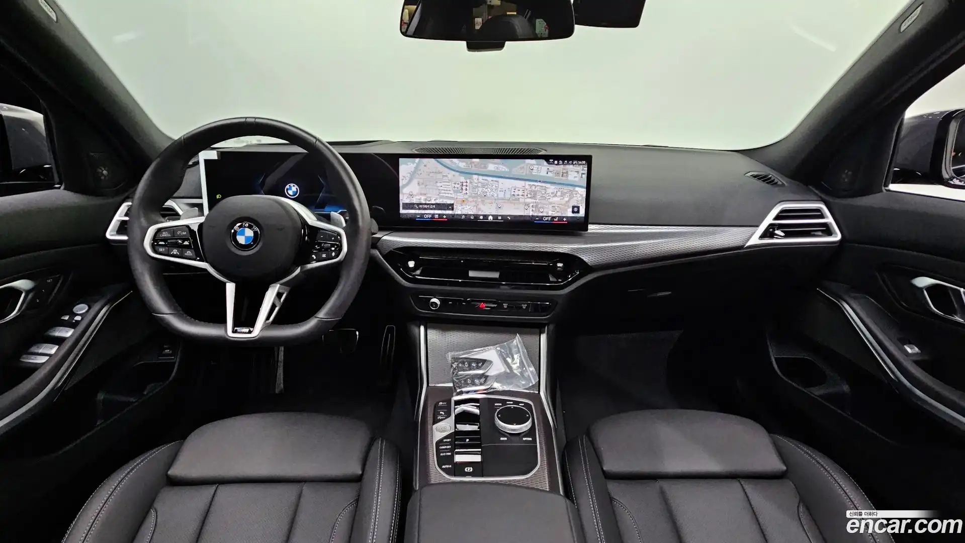 3-Series BMW 2025.8-INNER-007