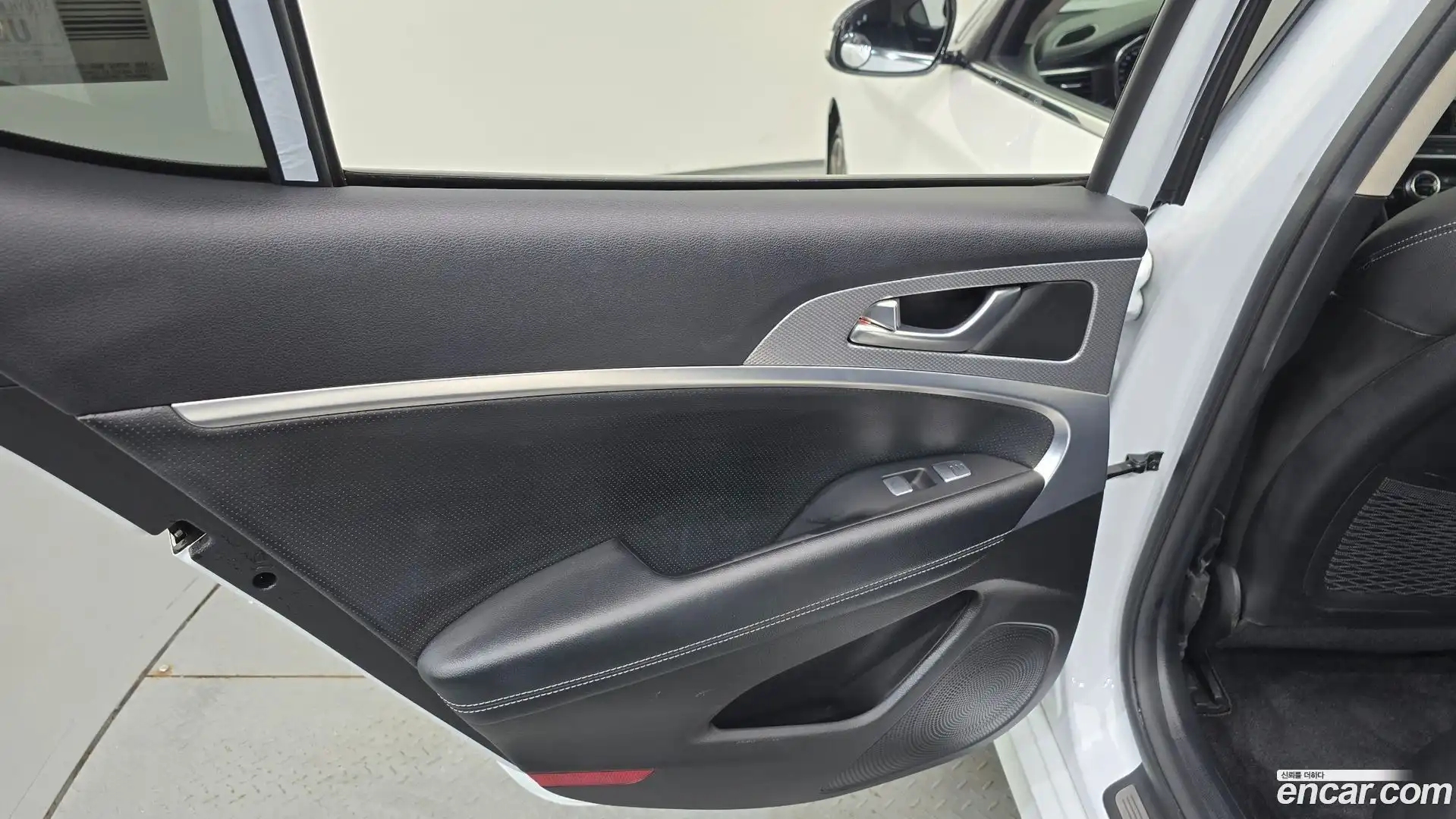 G70 Genesis 2021.4-INNER-035