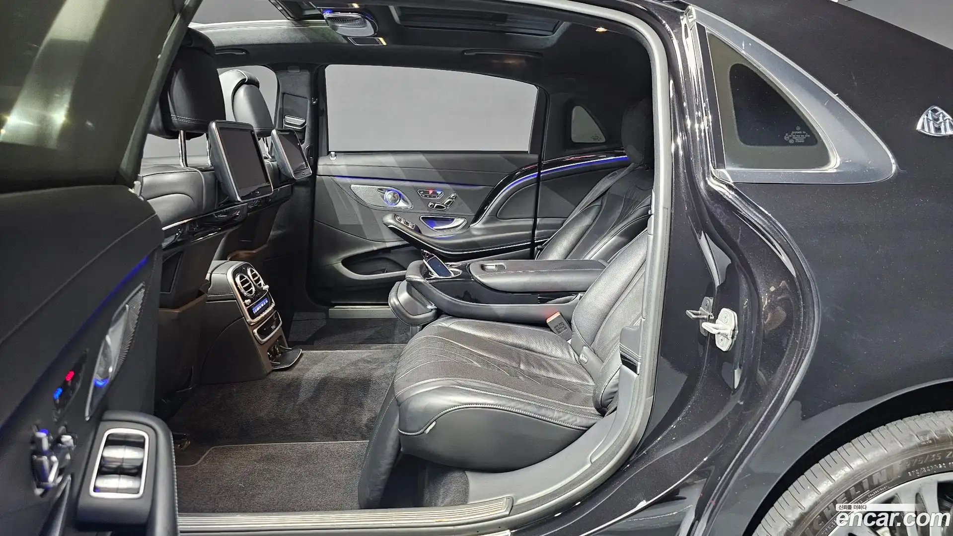 S-Class Mercedes-Benz 2015.11-INNER-036