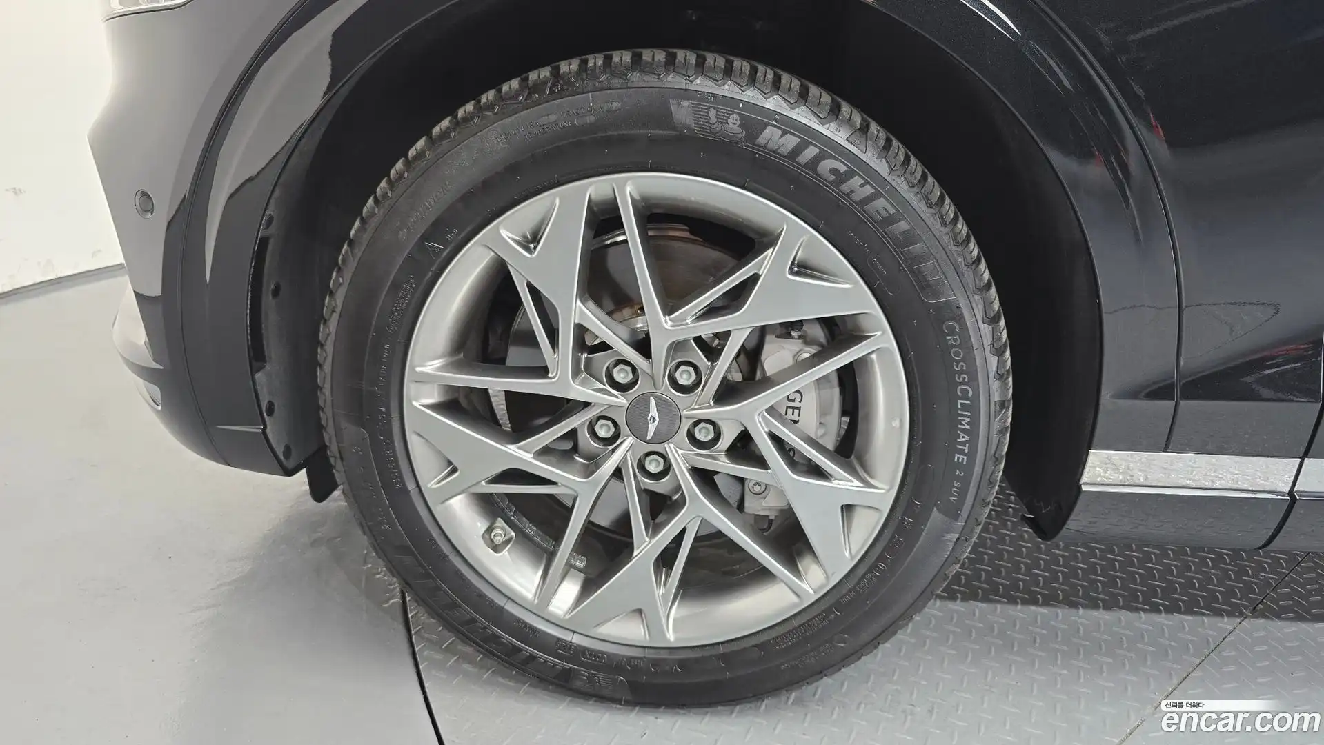 GV70 Genesis 2023.11-OUTER-005