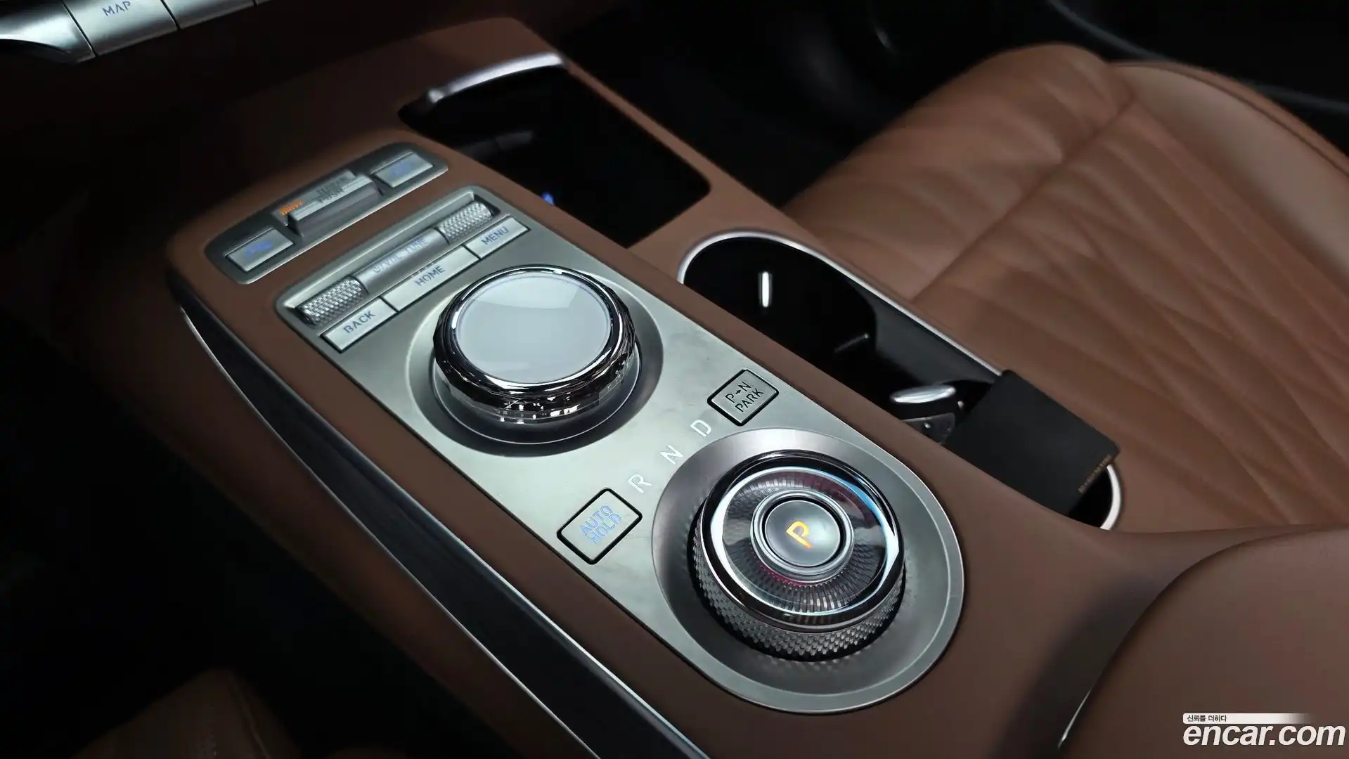 GV70 Genesis 2024.0-INNER-009