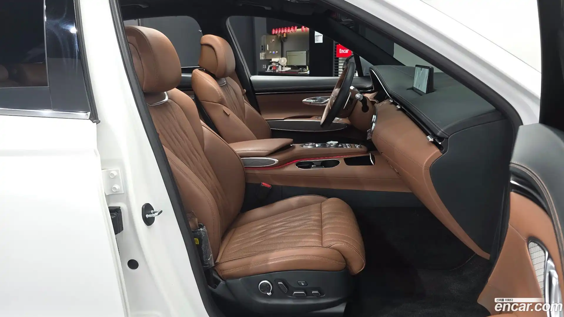 GV70 Genesis 2024.0-OPTION-015