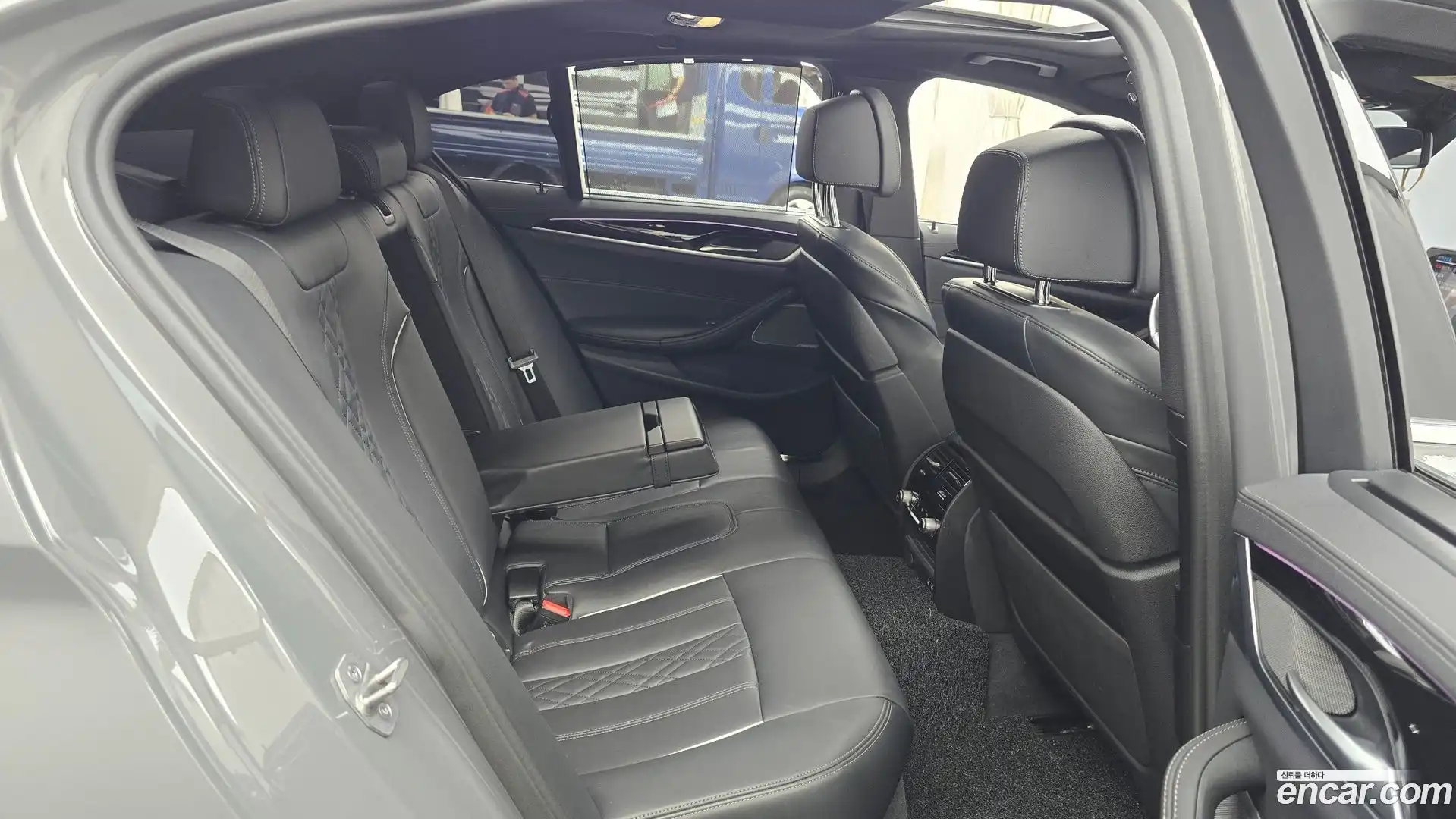 5-Series BMW 2022.7-OPTION-015