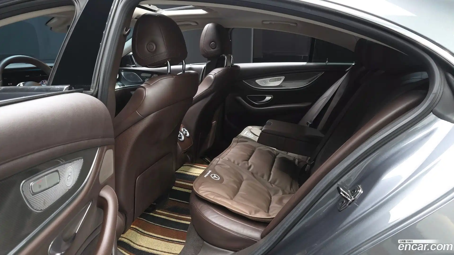 CLS-Class Mercedes-Benz 2020.4-OPTION-015