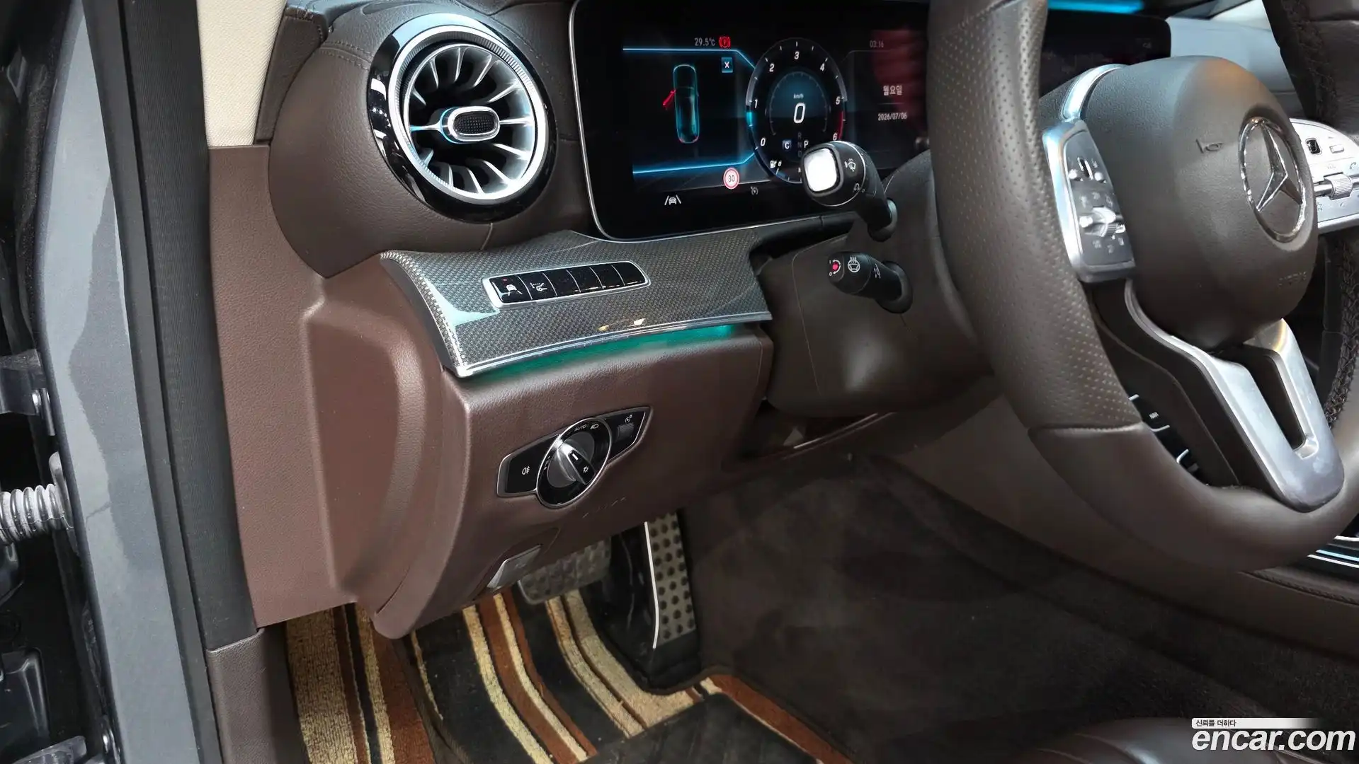 CLS-Class Mercedes-Benz 2020.4-OPTION-017