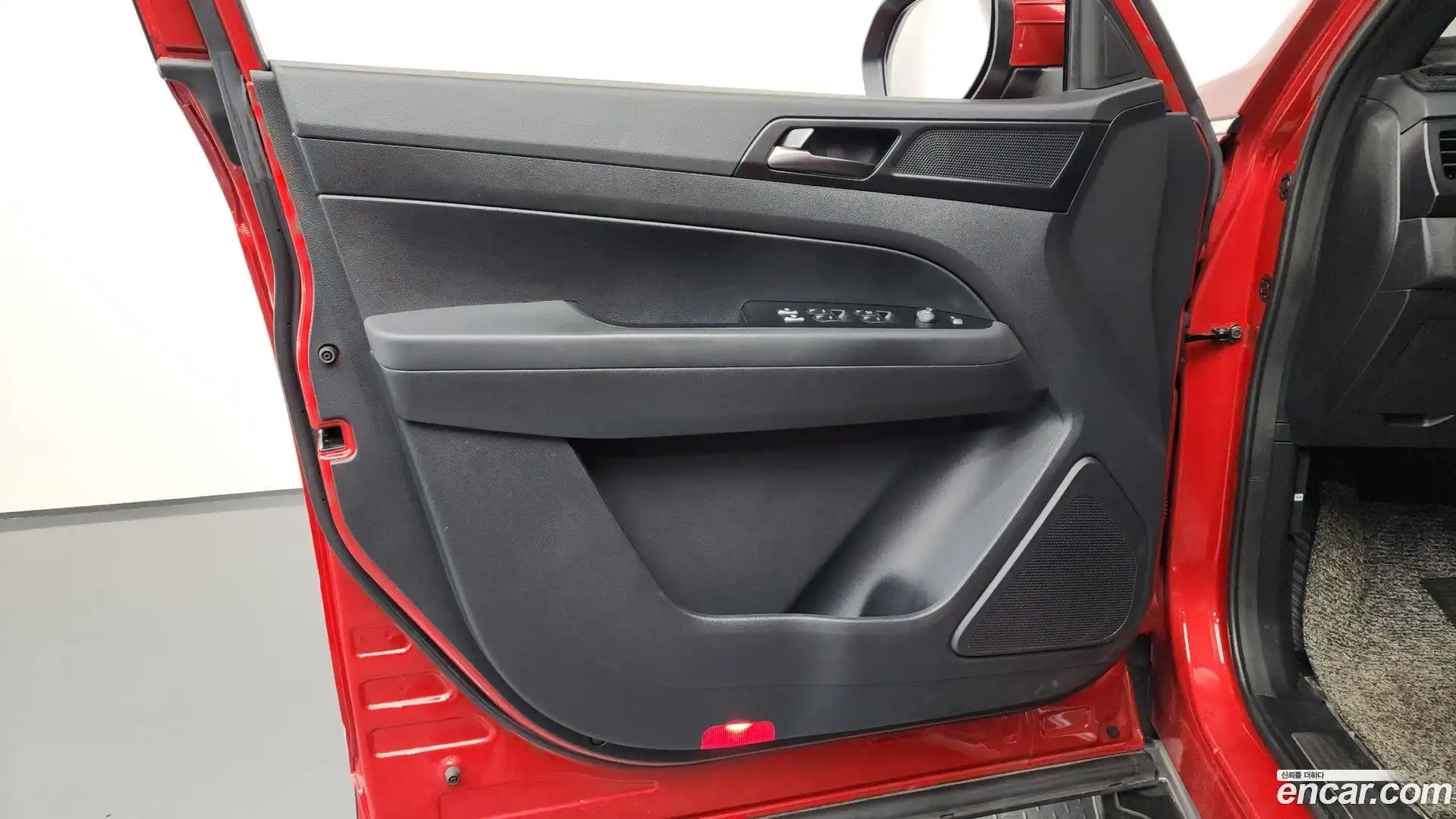 Rexton KG Mobility 2020.4-INNER-034