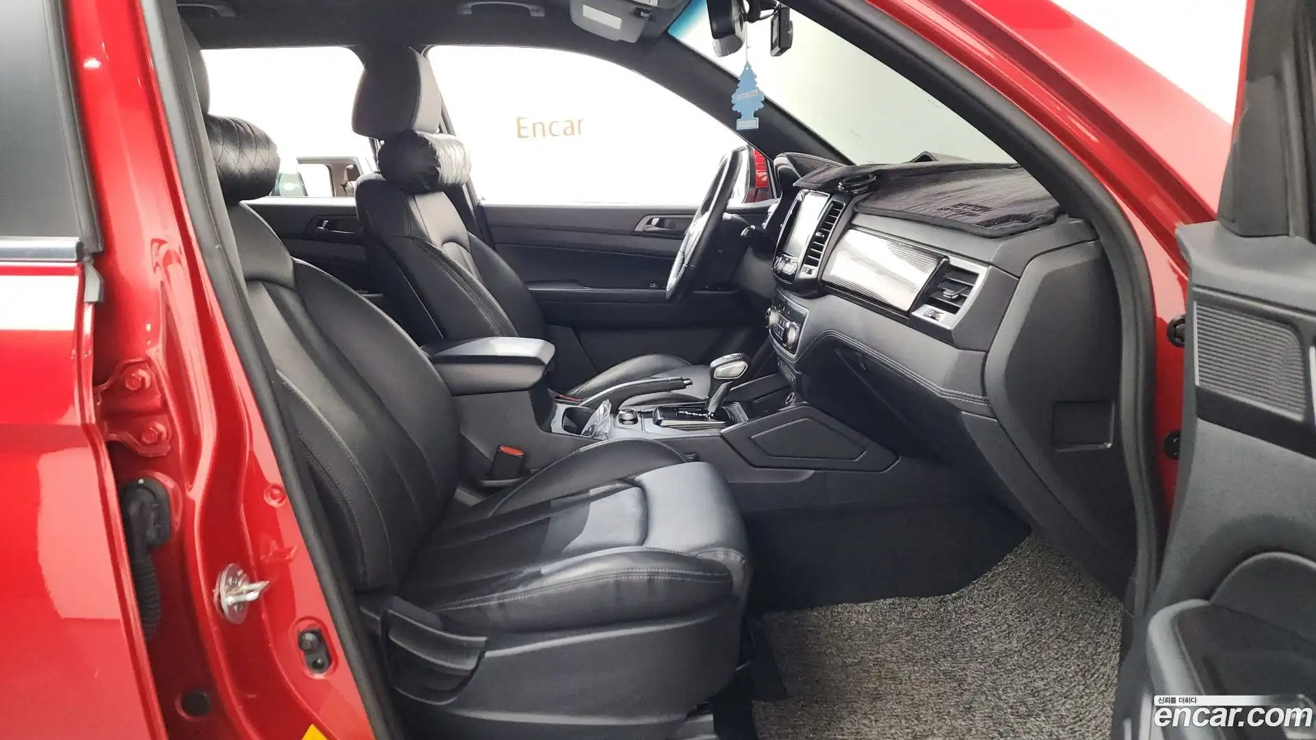 Rexton KG Mobility 2020.4-INNER-036