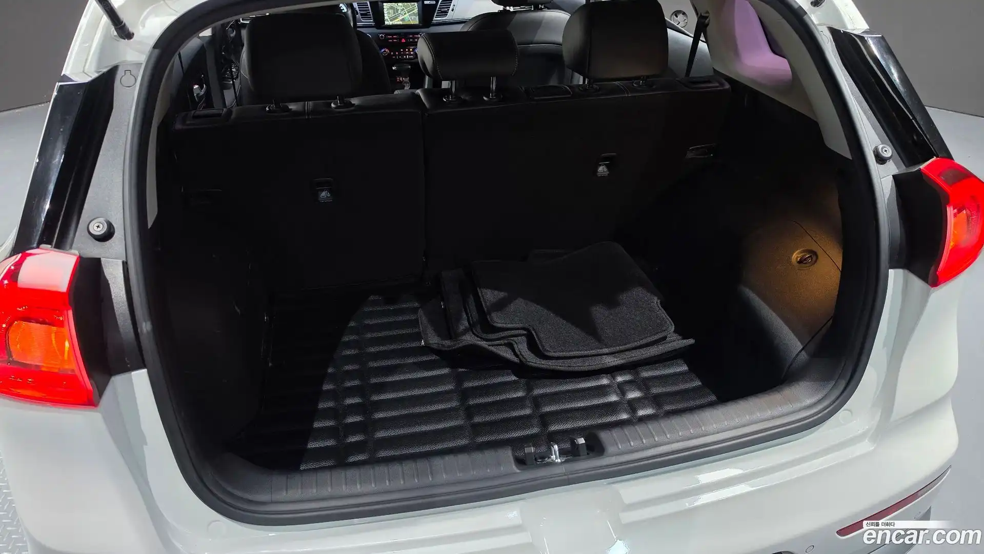 Niro Kia 2016.4-OPTION-024