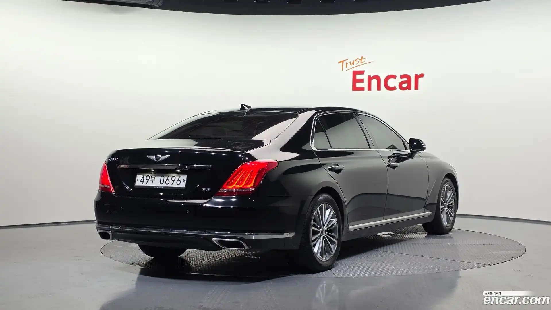 EQ900 Genesis 2016.7-OUTER-002