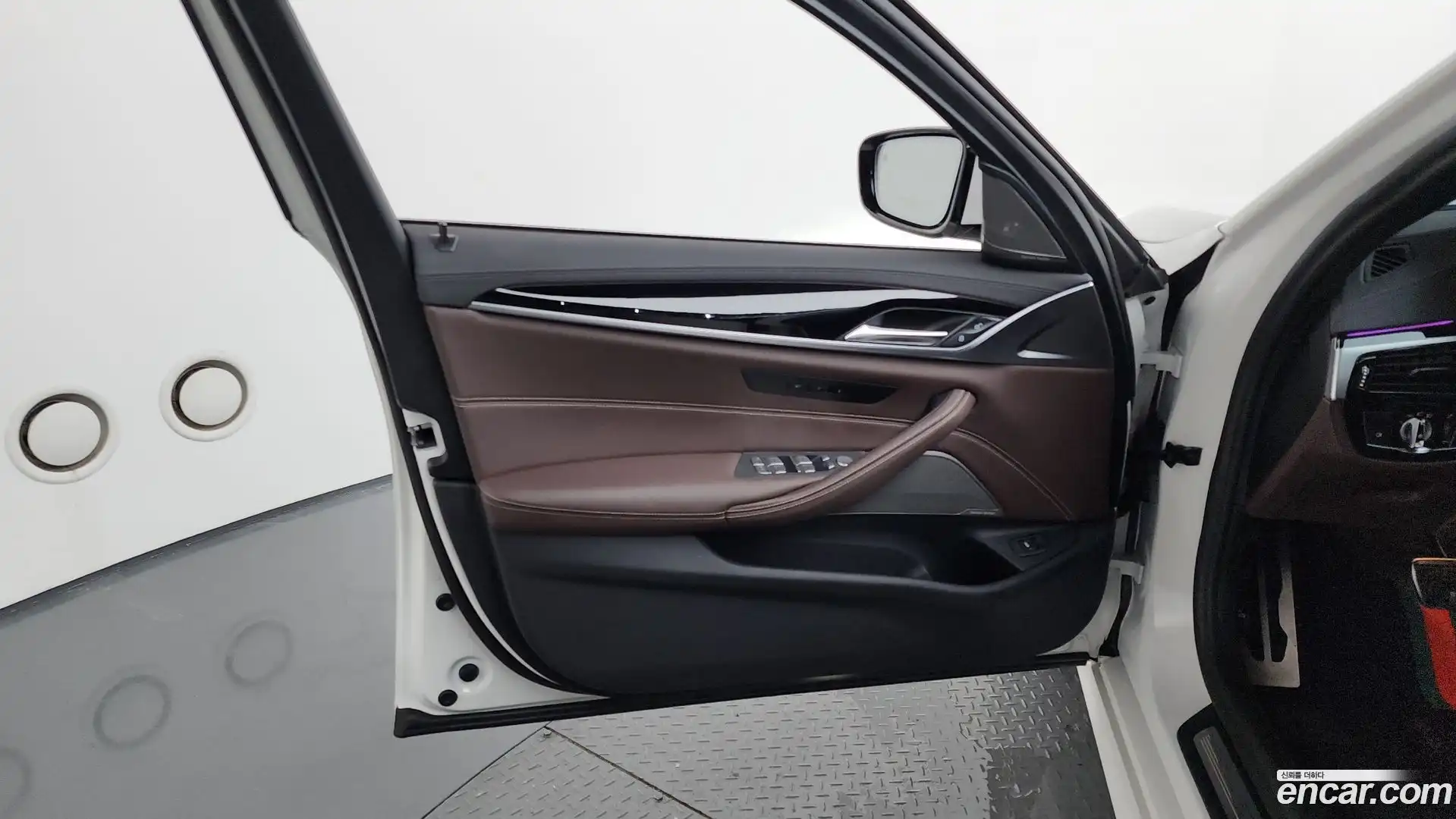 5-Series BMW 2023.3-INNER-034