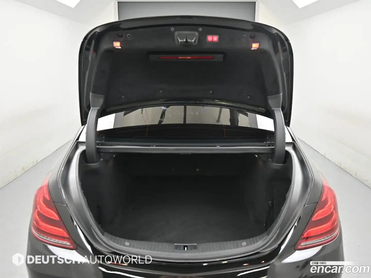 S-Class Mercedes-Benz 2020.7-OPTION-023