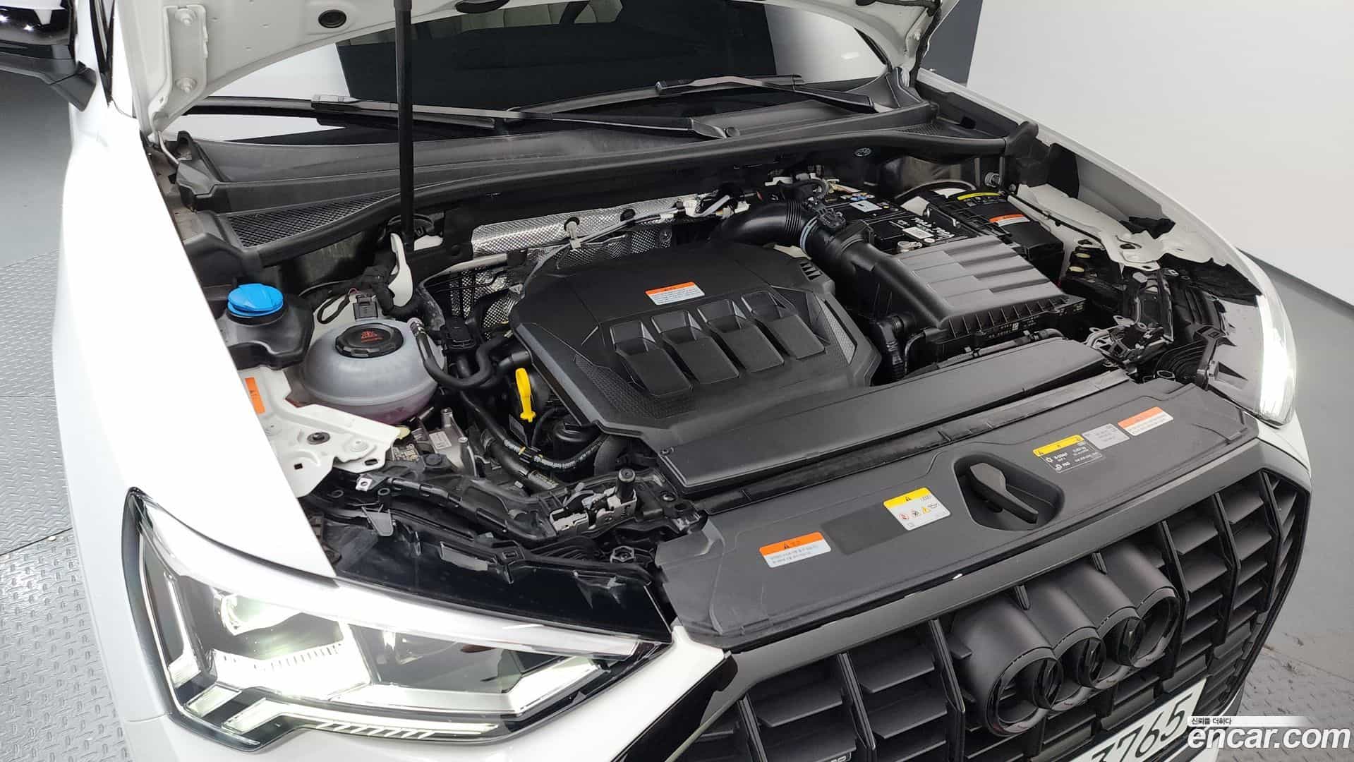Q3 Audi 2025.2-OUTER-006