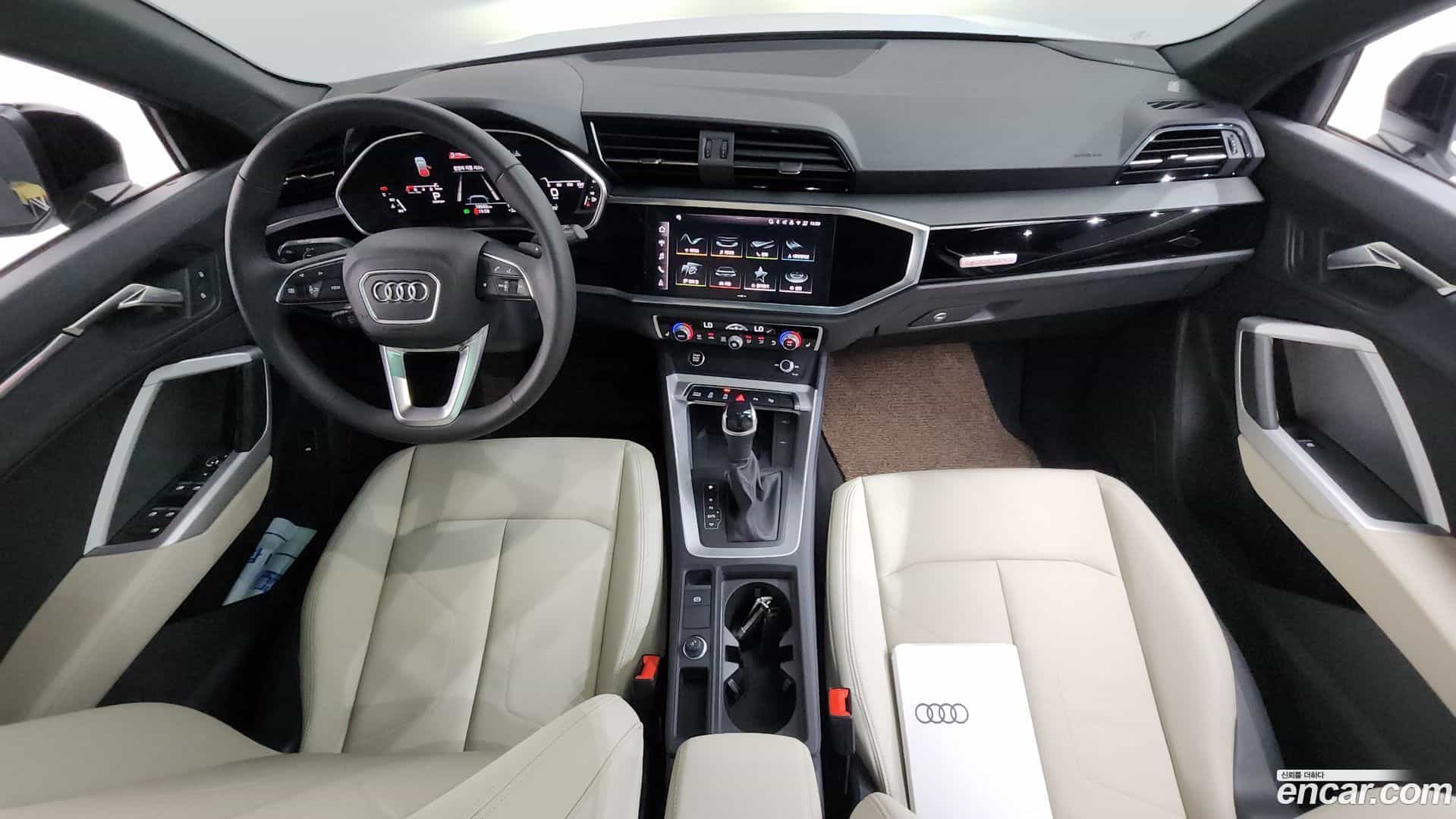 Q3 Audi 2025.2-INNER-007