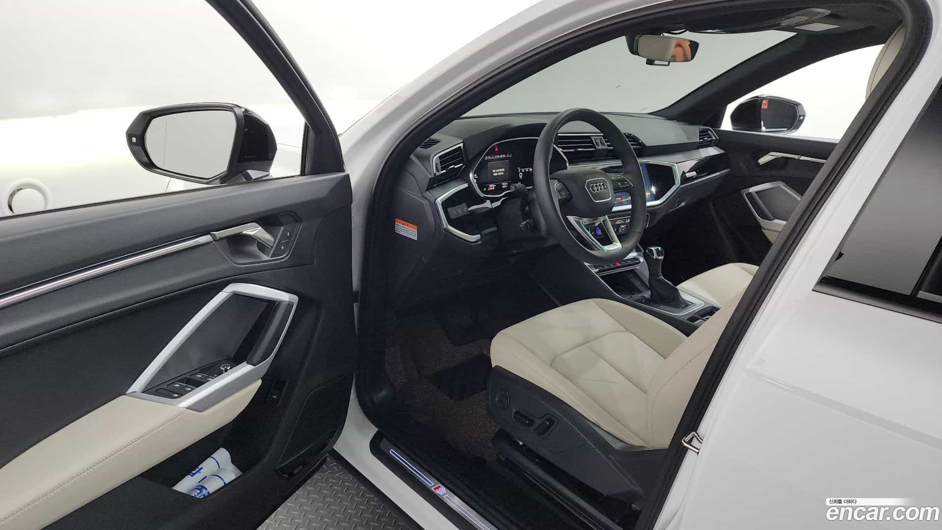 Q3 Audi 2025.2-INNER-010