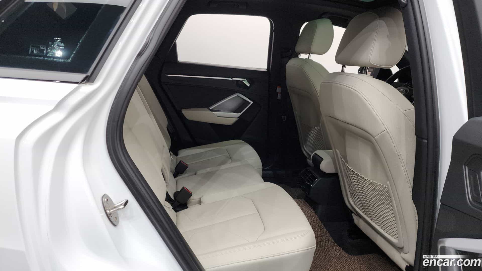 Q3 Audi 2025.2-OPTION-015