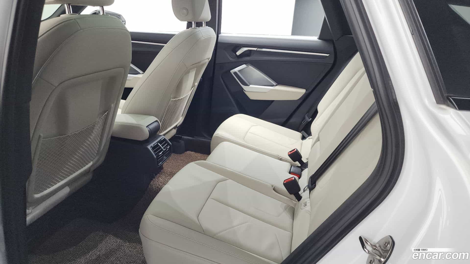 Q3 Audi 2025.2-OPTION-022