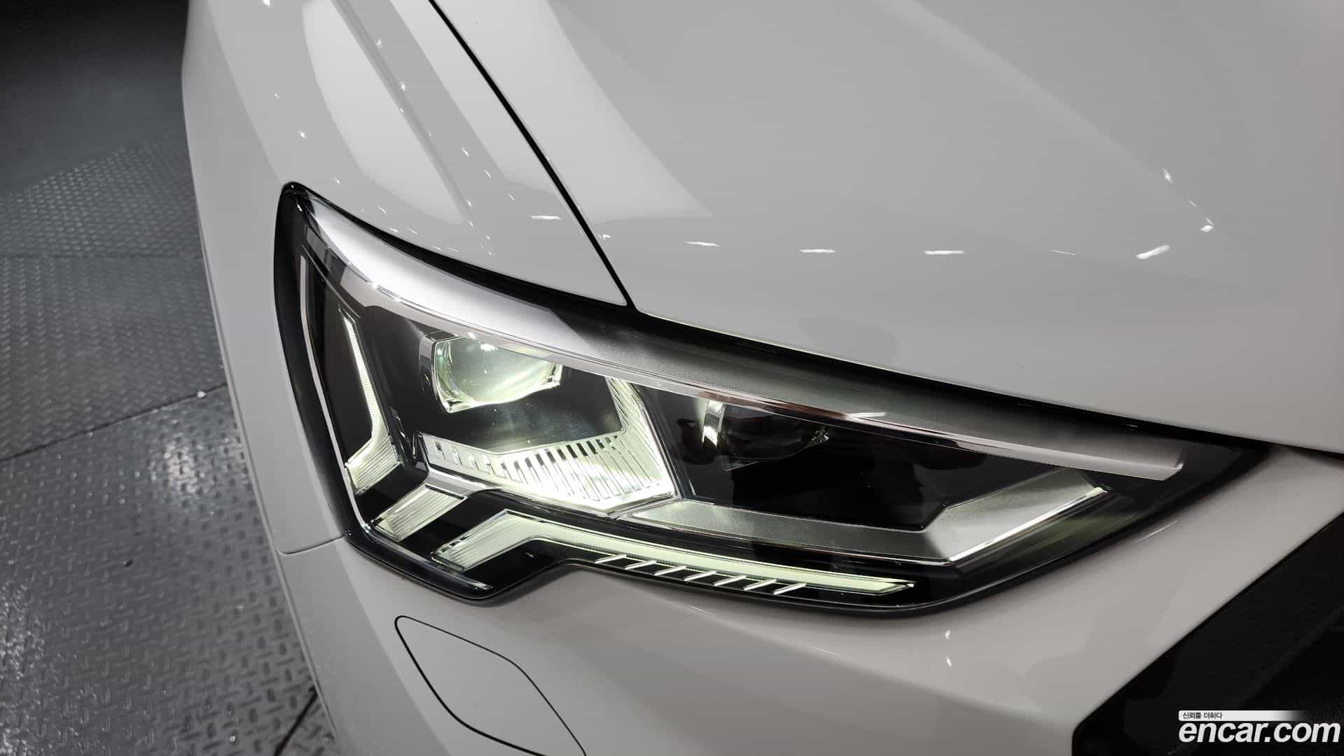 Q3 Audi 2025.2-OUTER-032