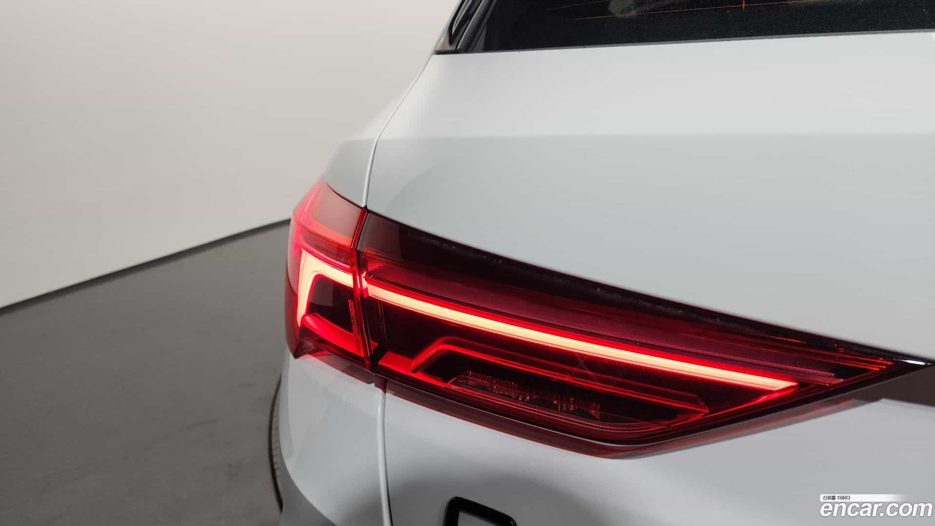 Q3 Audi 2025.2-OUTER-033