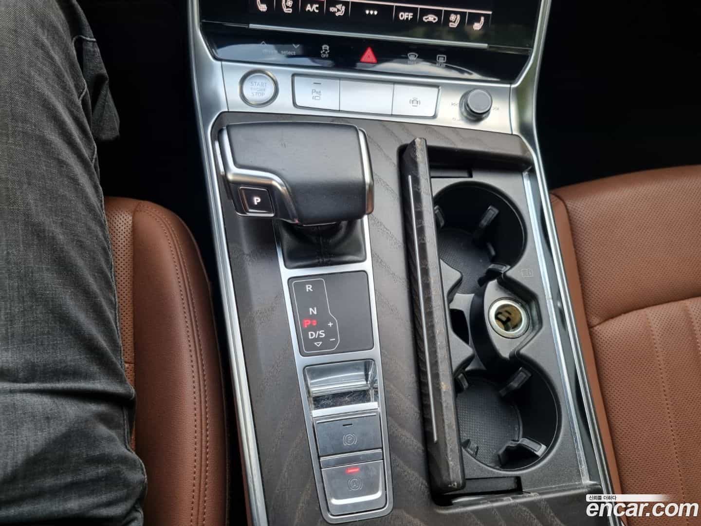 A6 Audi 2020.11-INNER-009
