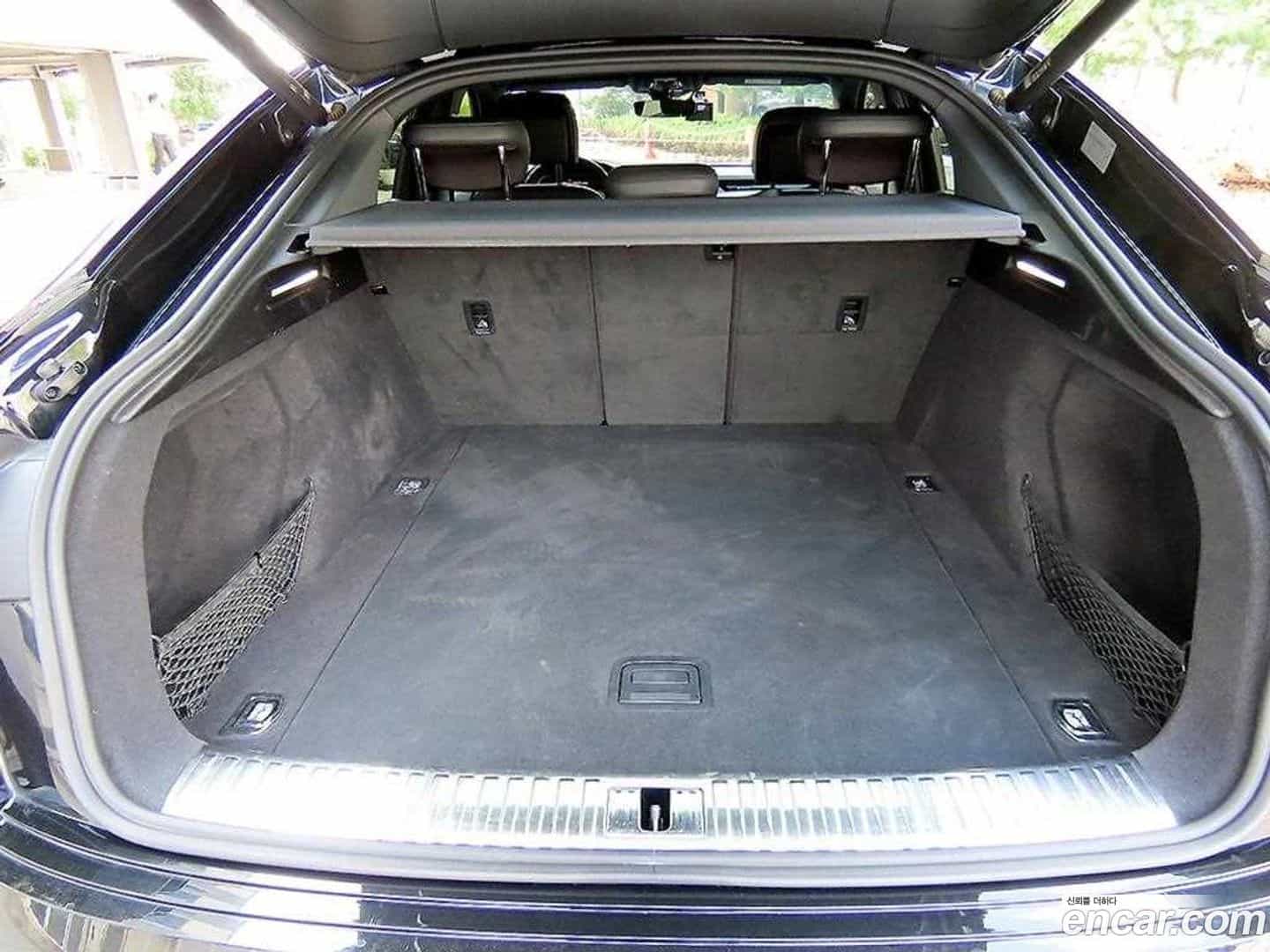 e-tron Audi 2021.10-OPTION-021