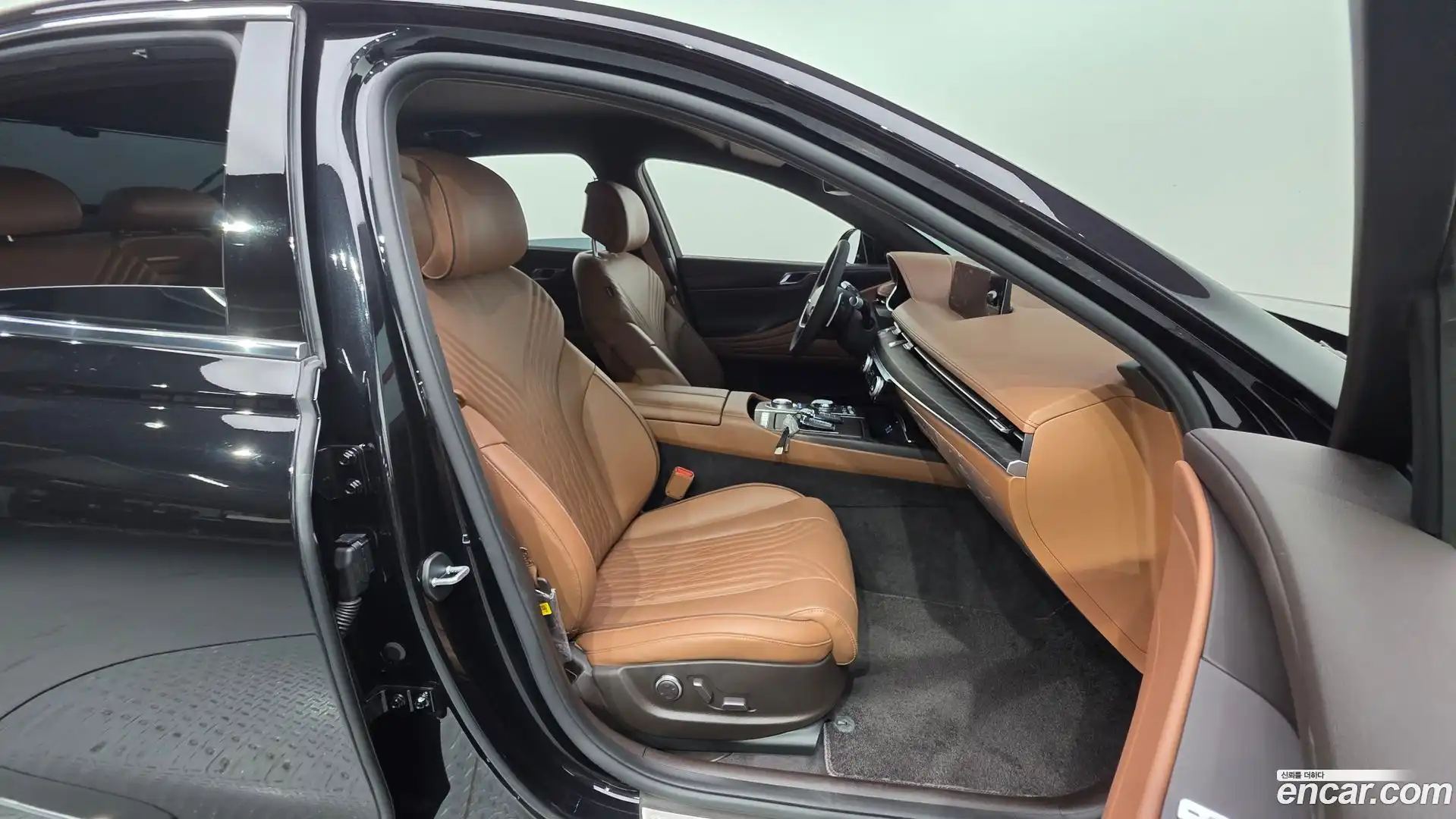 G80 Genesis 2023.7-INNER-010